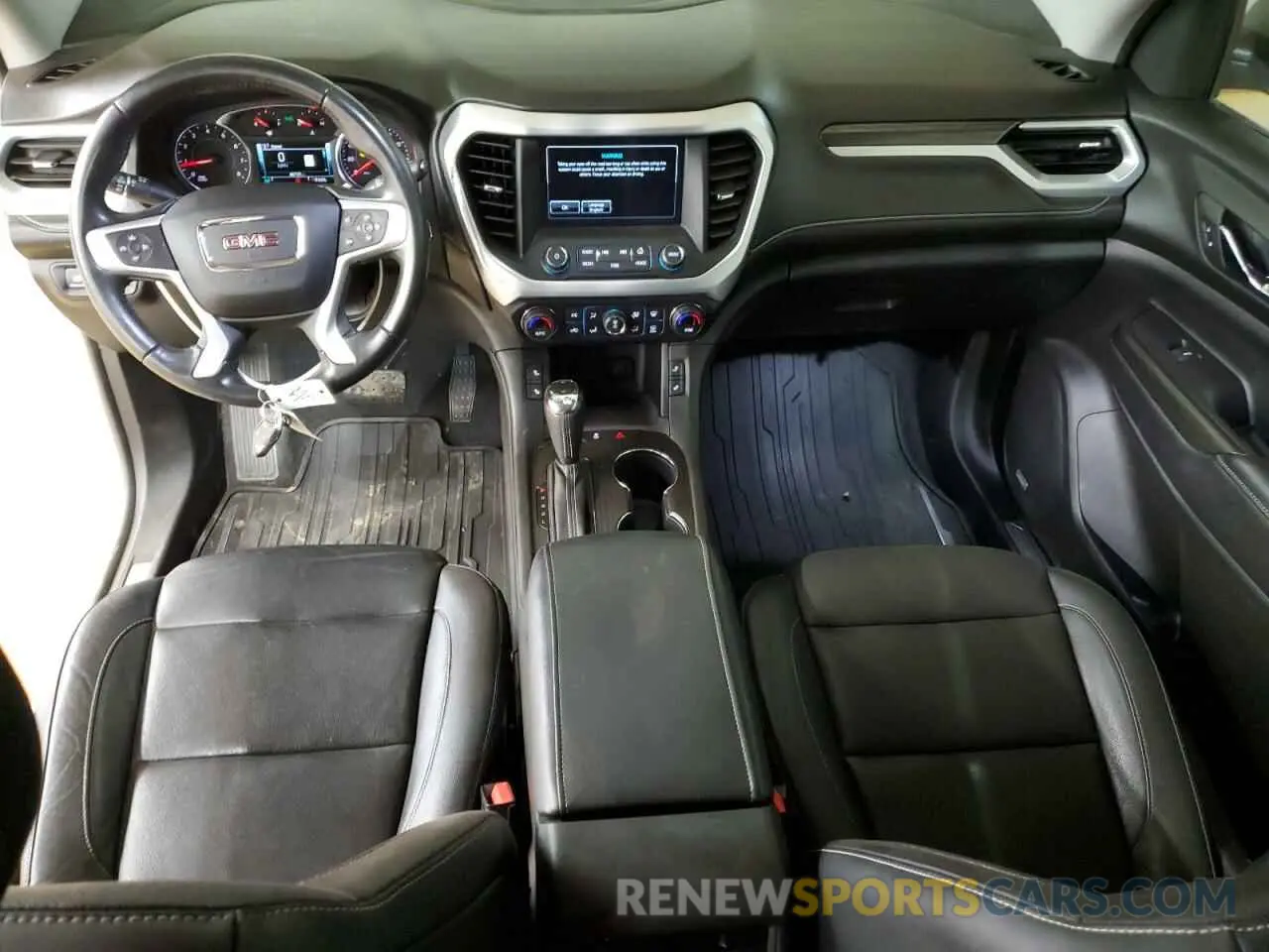 8 Photograph of a damaged car 1GKKNMLS0KZ140809 GMC ACADIA 2019