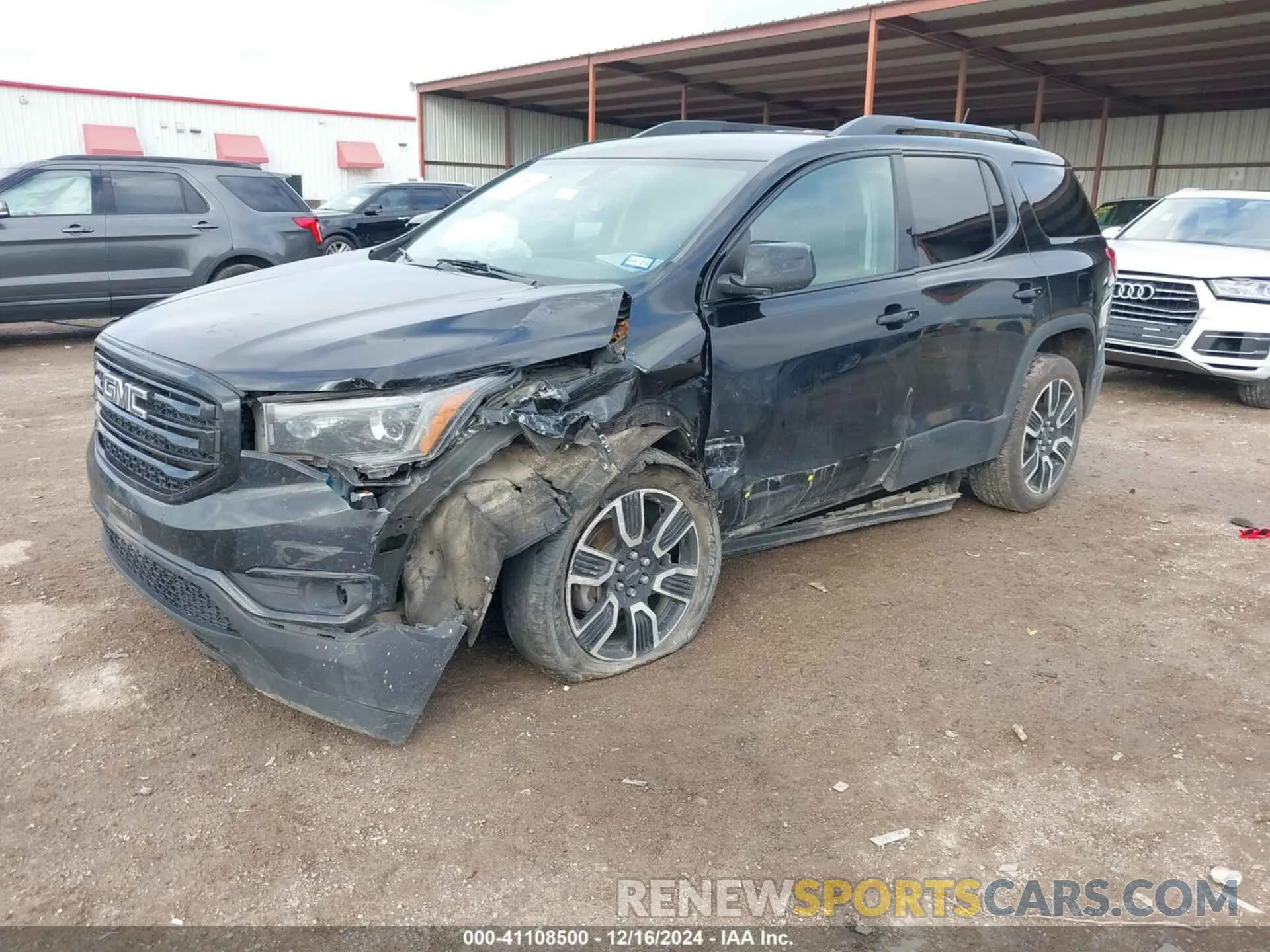 2 Photograph of a damaged car 1GKKNMLS0KZ163345 GMC ACADIA 2019