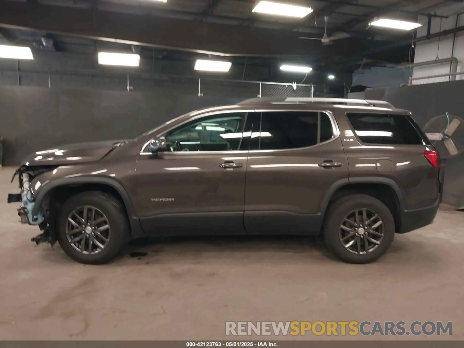 14 Фотография поврежденного автомобиля 1GKKNMLS1KZ289312 GMC ACADIA 2019