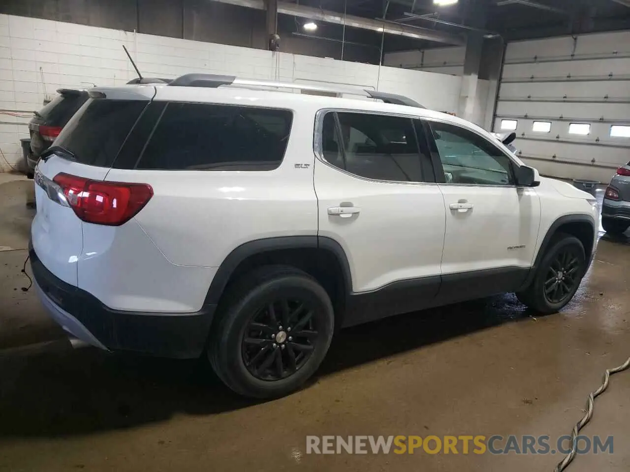 3 Photograph of a damaged car 1GKKNMLS5KZ202236 GMC ACADIA 2019