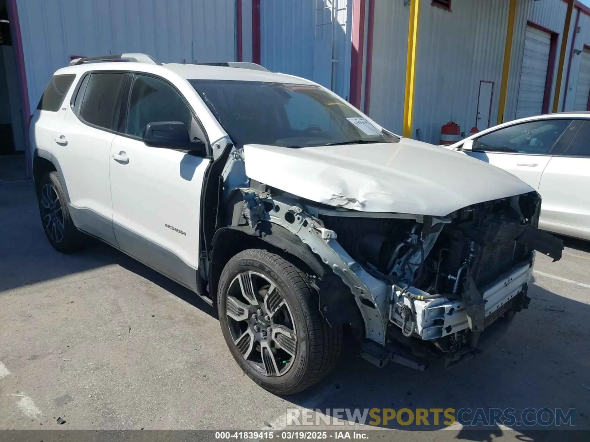 1 Фотография поврежденного автомобиля 1GKKNMLS5KZ212989 GMC ACADIA 2019