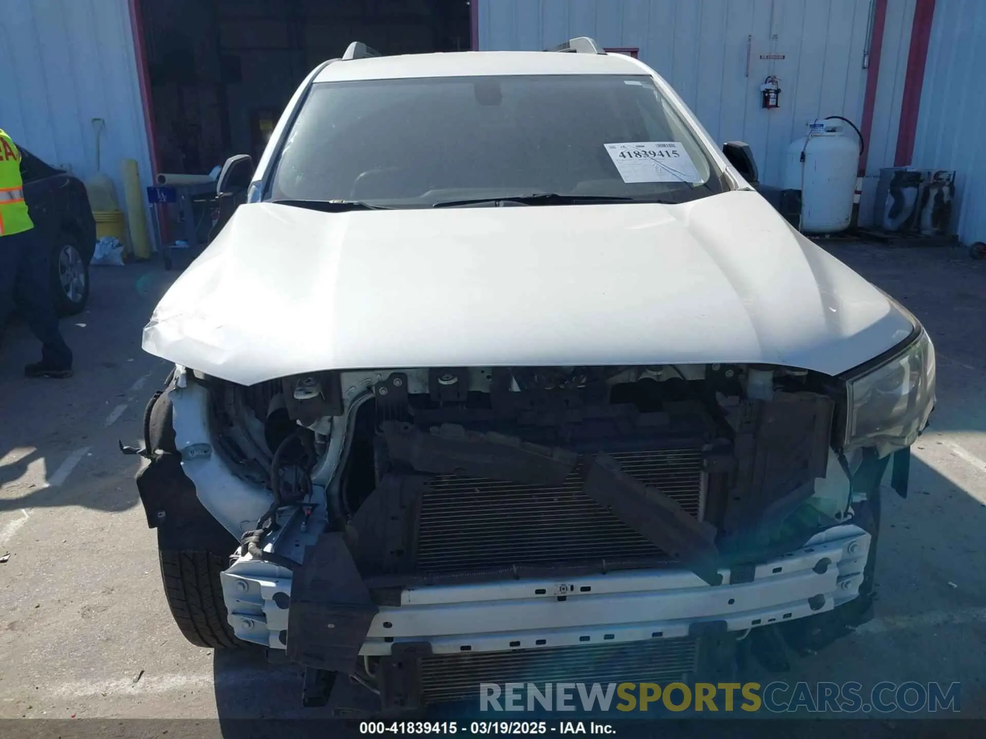 6 Фотография поврежденного автомобиля 1GKKNMLS5KZ212989 GMC ACADIA 2019