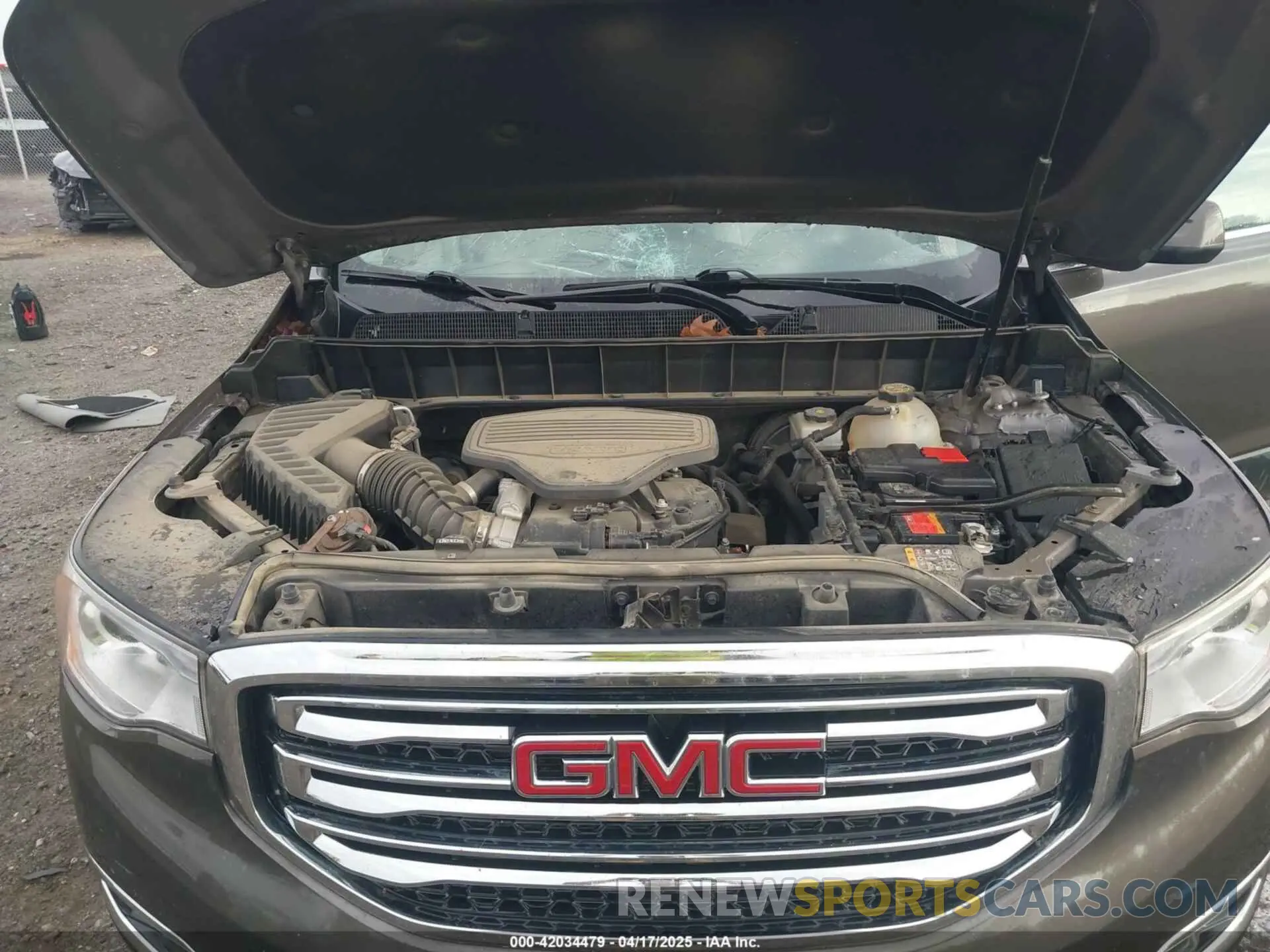 10 Photograph of a damaged car 1GKKNMLS6KZ220812 GMC ACADIA 2019