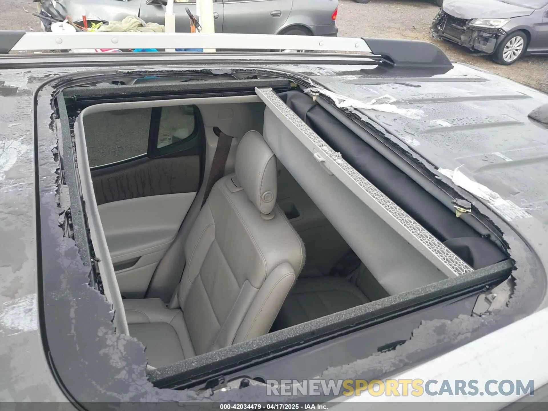 13 Photograph of a damaged car 1GKKNMLS6KZ220812 GMC ACADIA 2019