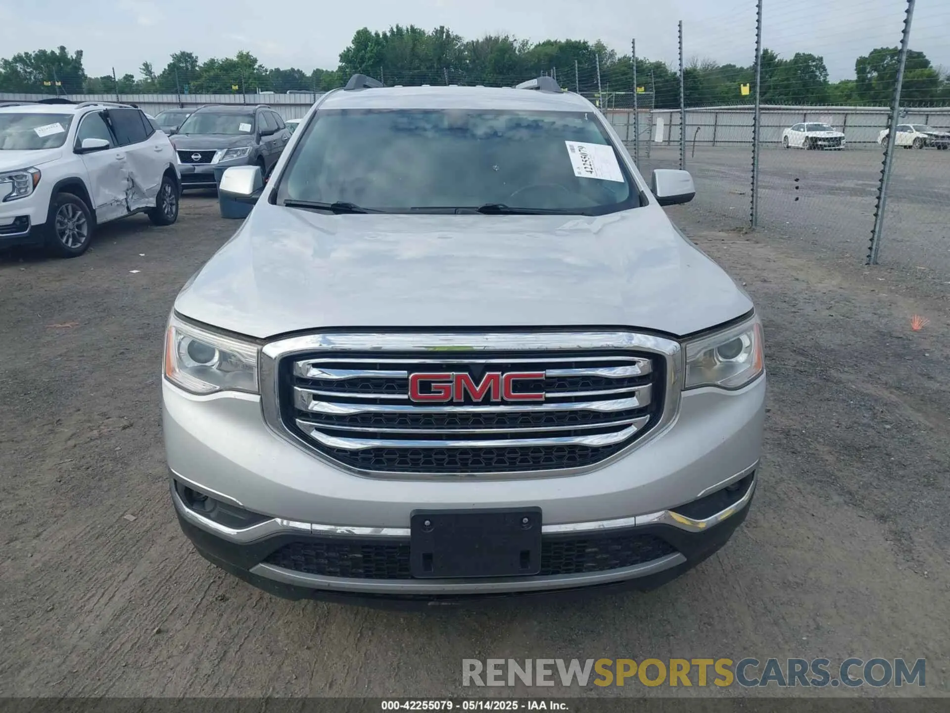12 Photograph of a damaged car 1GKKNMLS8KZ253410 GMC ACADIA 2019