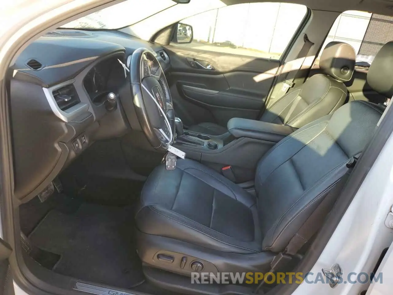 7 Фотография поврежденного автомобиля 1GKKNMLS8KZ271535 GMC ACADIA 2019