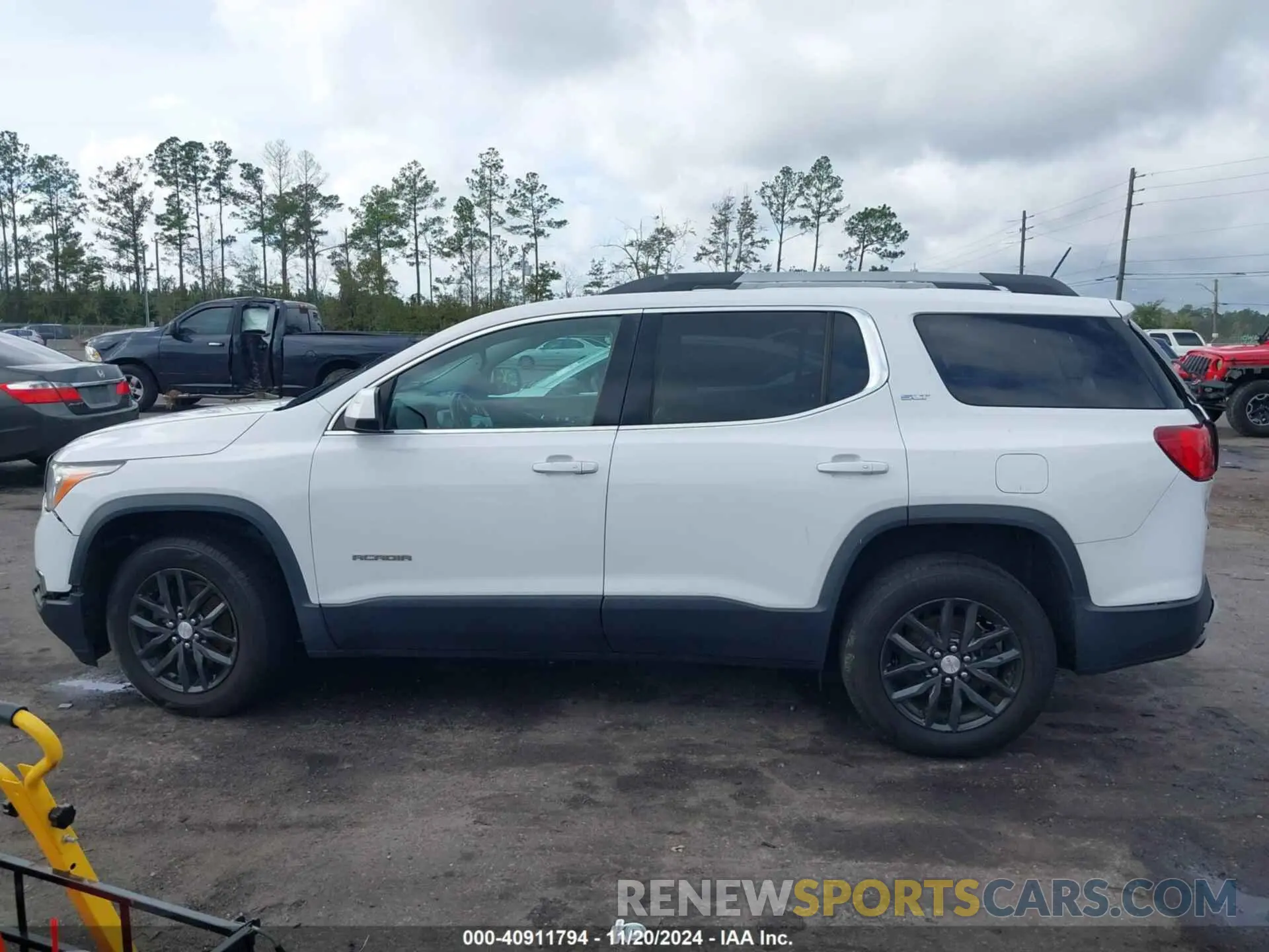13 Фотография поврежденного автомобиля 1GKKNMLS9KZ157849 GMC ACADIA 2019