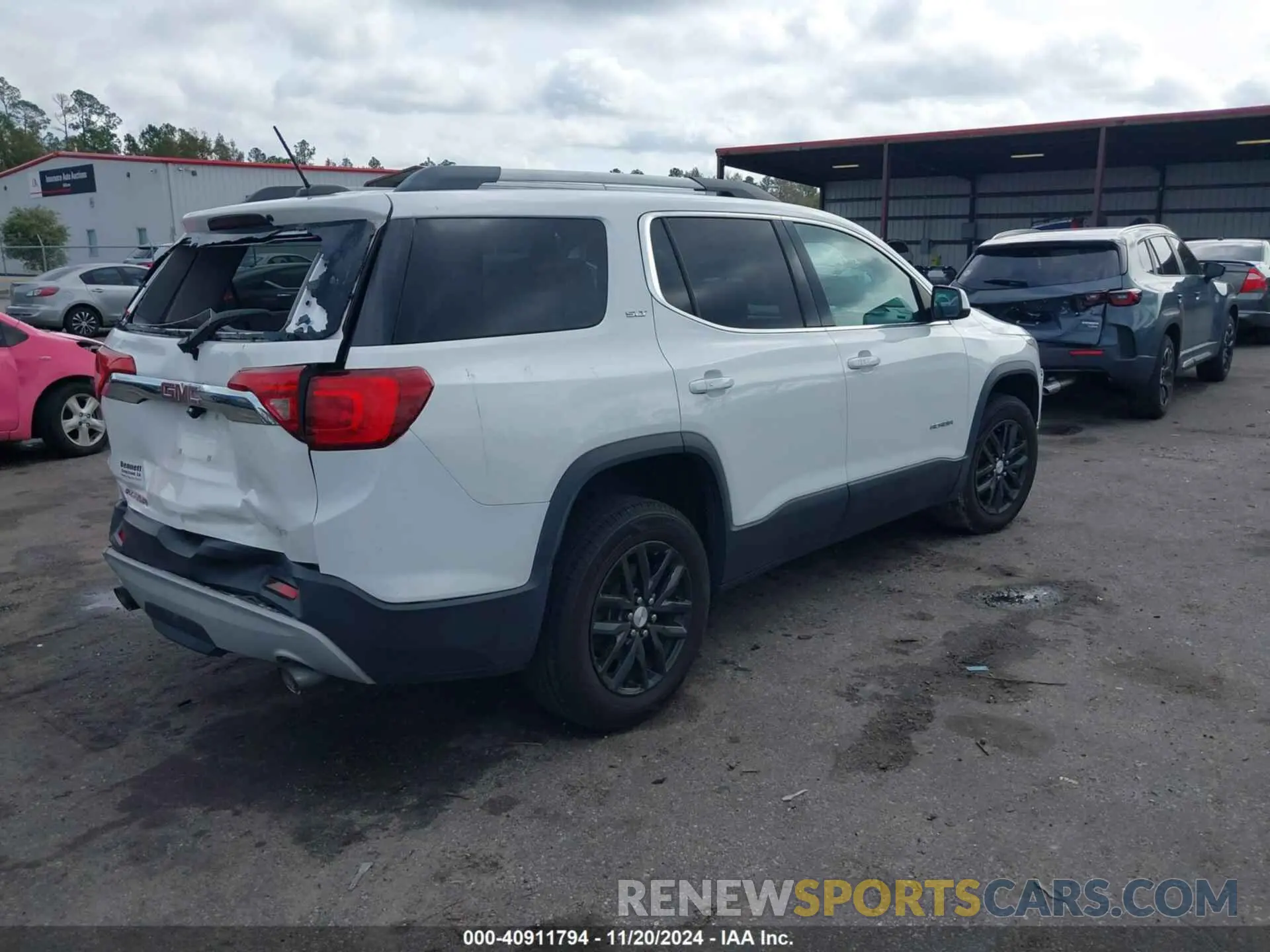 4 Фотография поврежденного автомобиля 1GKKNMLS9KZ157849 GMC ACADIA 2019