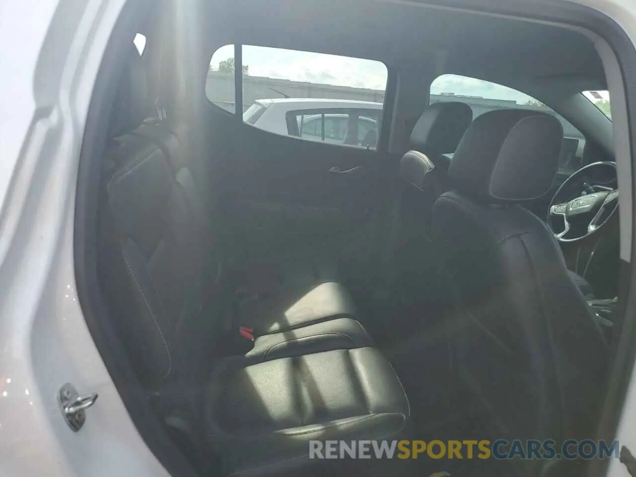 11 Фотография поврежденного автомобиля 1GKKNMLS9KZ164235 GMC ACADIA 2019