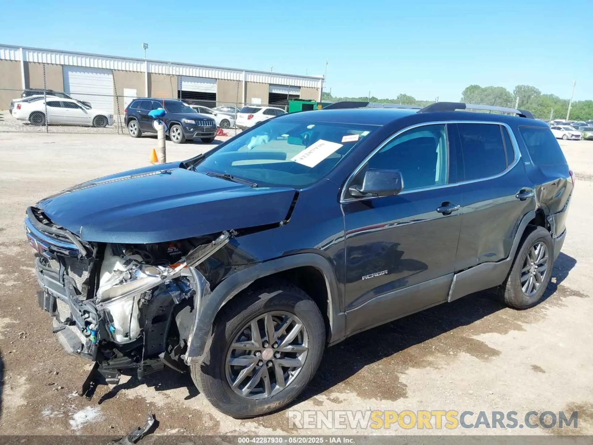 6 Photograph of a damaged car 1GKKNMLSXKZ199009 GMC ACADIA 2019