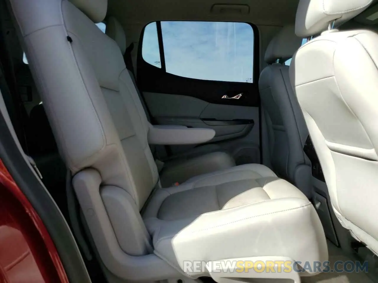 11 Фотография поврежденного автомобиля 1GKKNMLSXKZ240710 GMC ACADIA 2019