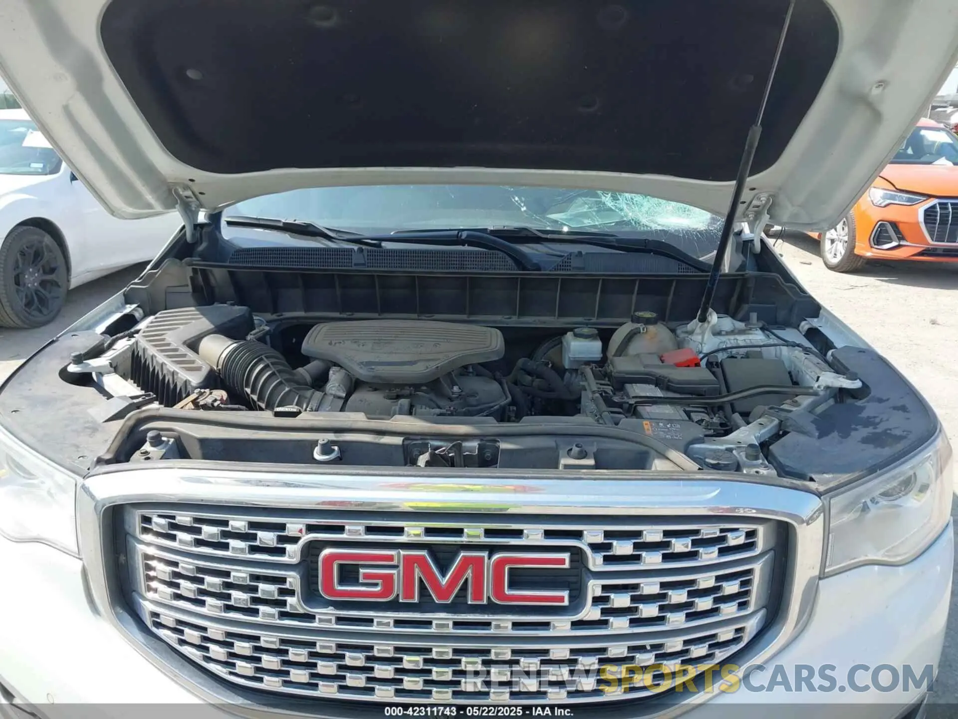 10 Photograph of a damaged car 1GKKNPLS0KZ221309 GMC ACADIA 2019