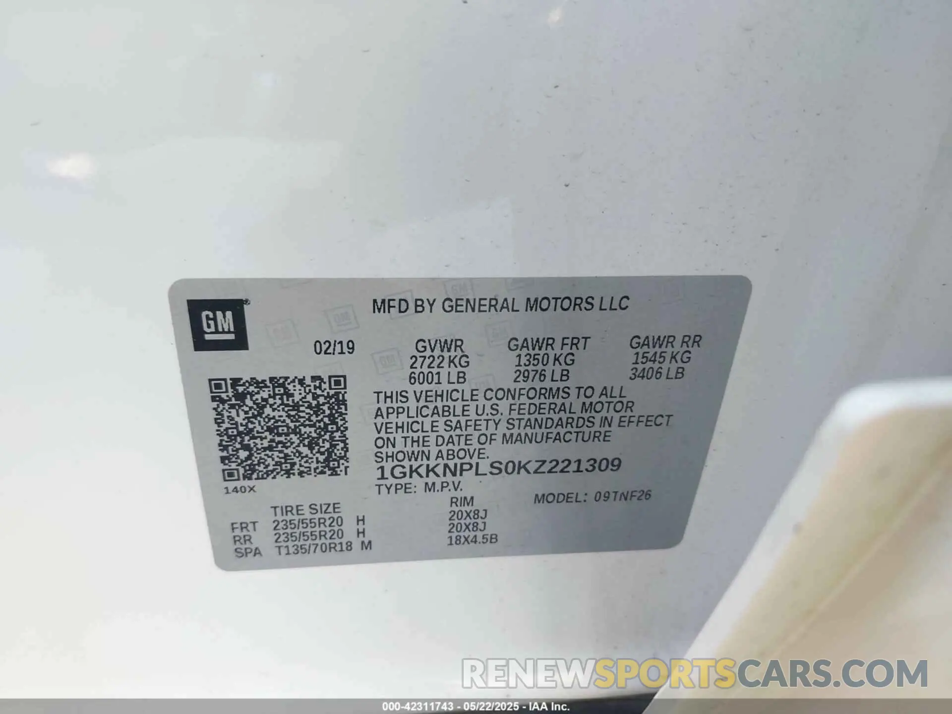 9 Photograph of a damaged car 1GKKNPLS0KZ221309 GMC ACADIA 2019