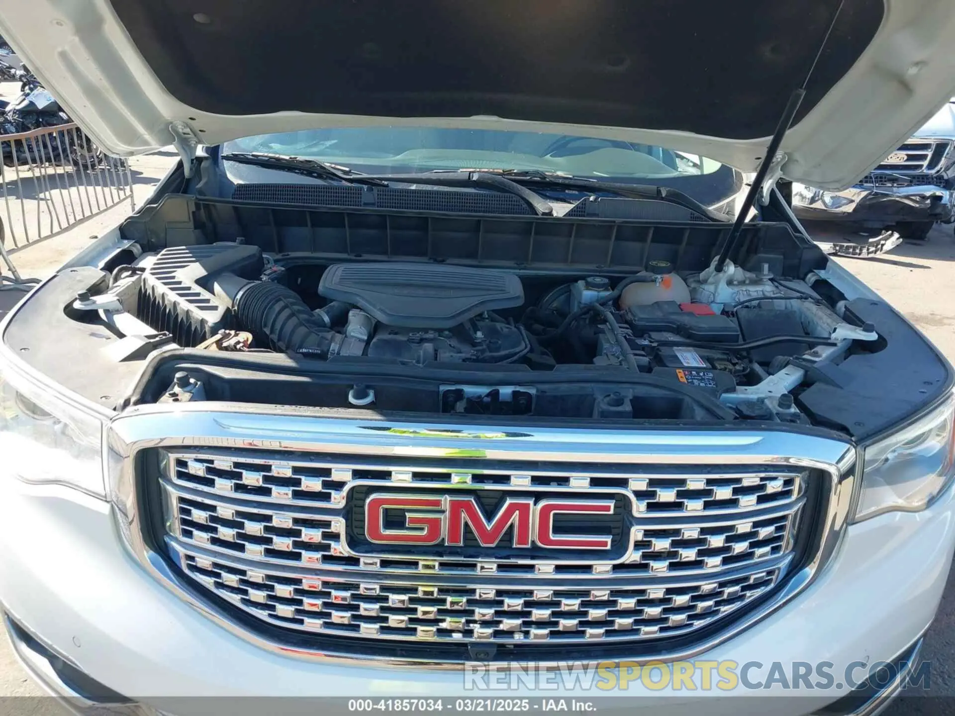 10 Photograph of a damaged car 1GKKNPLS9KZ166469 GMC ACADIA 2019
