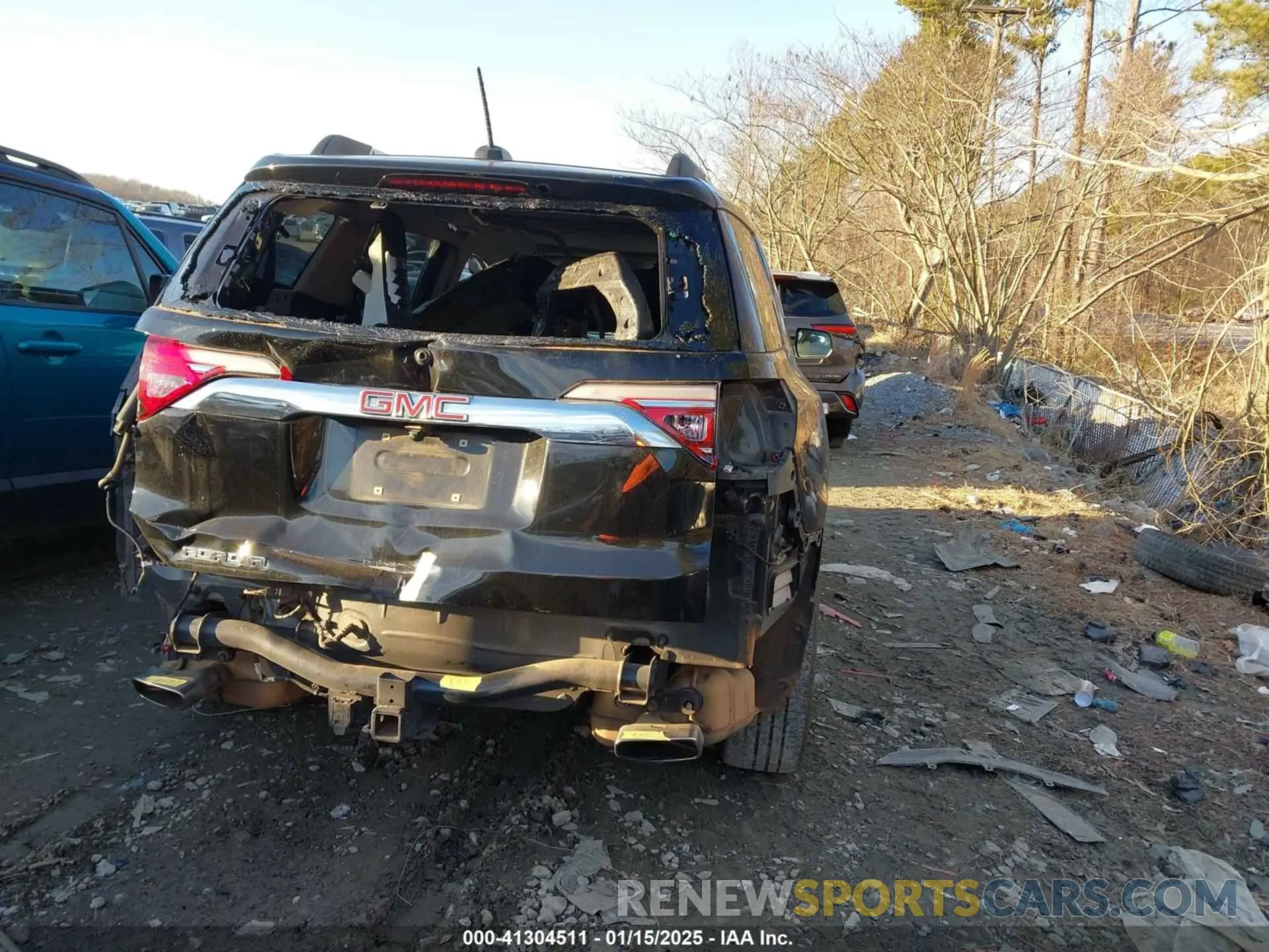 4 Photograph of a damaged car 1GKKNPLS9KZ204881 GMC ACADIA 2019