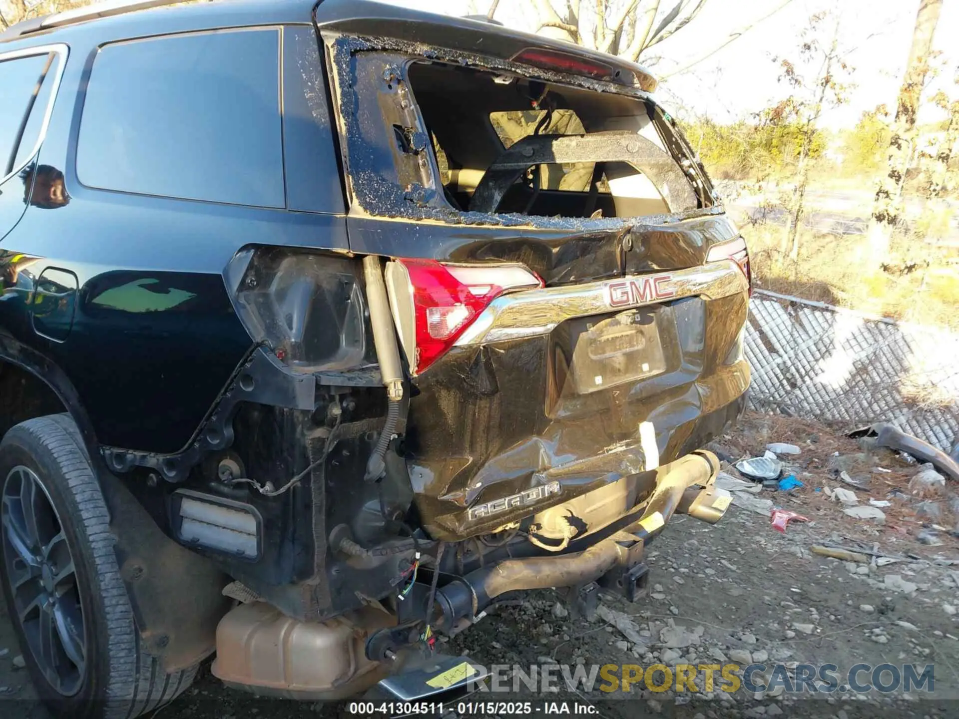 6 Photograph of a damaged car 1GKKNPLS9KZ204881 GMC ACADIA 2019