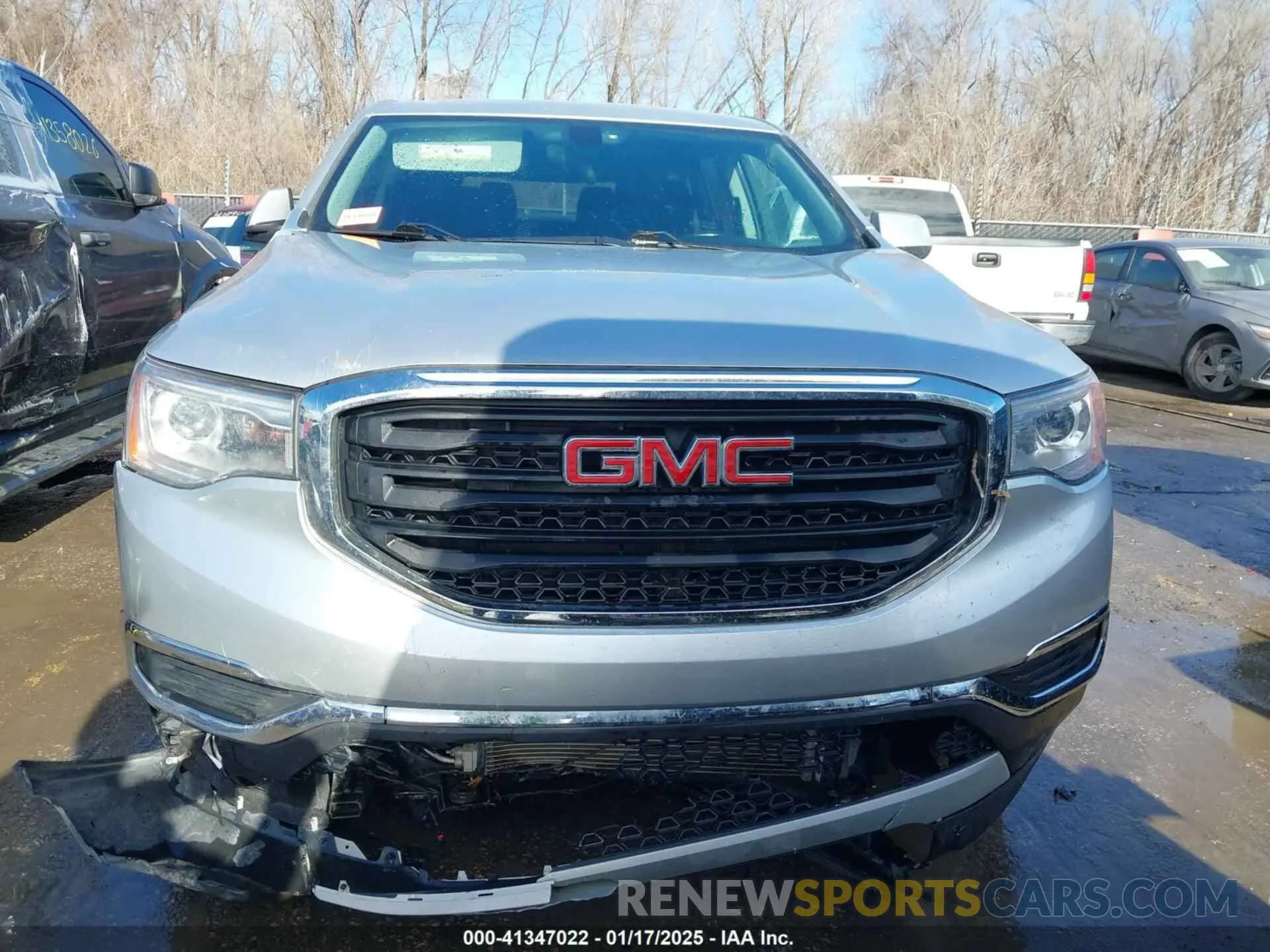 13 Photograph of a damaged car 1GKKNRLA6KZ272882 GMC ACADIA 2019