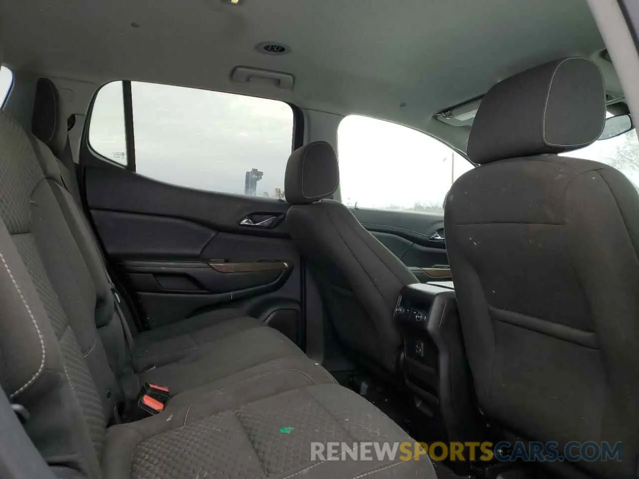 11 Photograph of a damaged car 1GKKNRLA8KZ229726 GMC ACADIA 2019