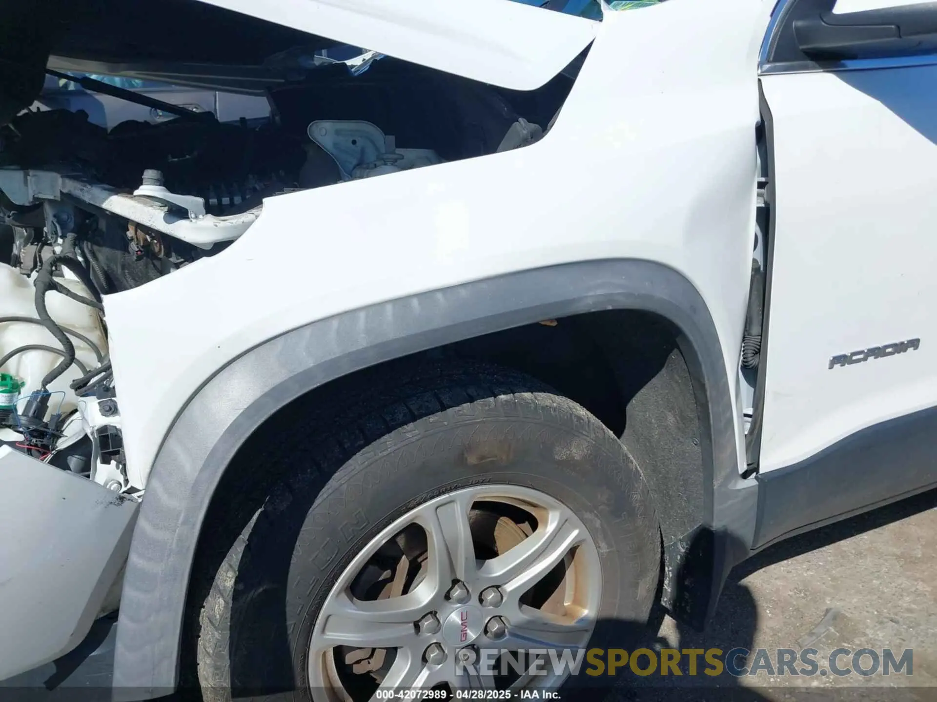 19 Фотография поврежденного автомобиля 1GKKNRLS8KZ122927 GMC ACADIA 2019