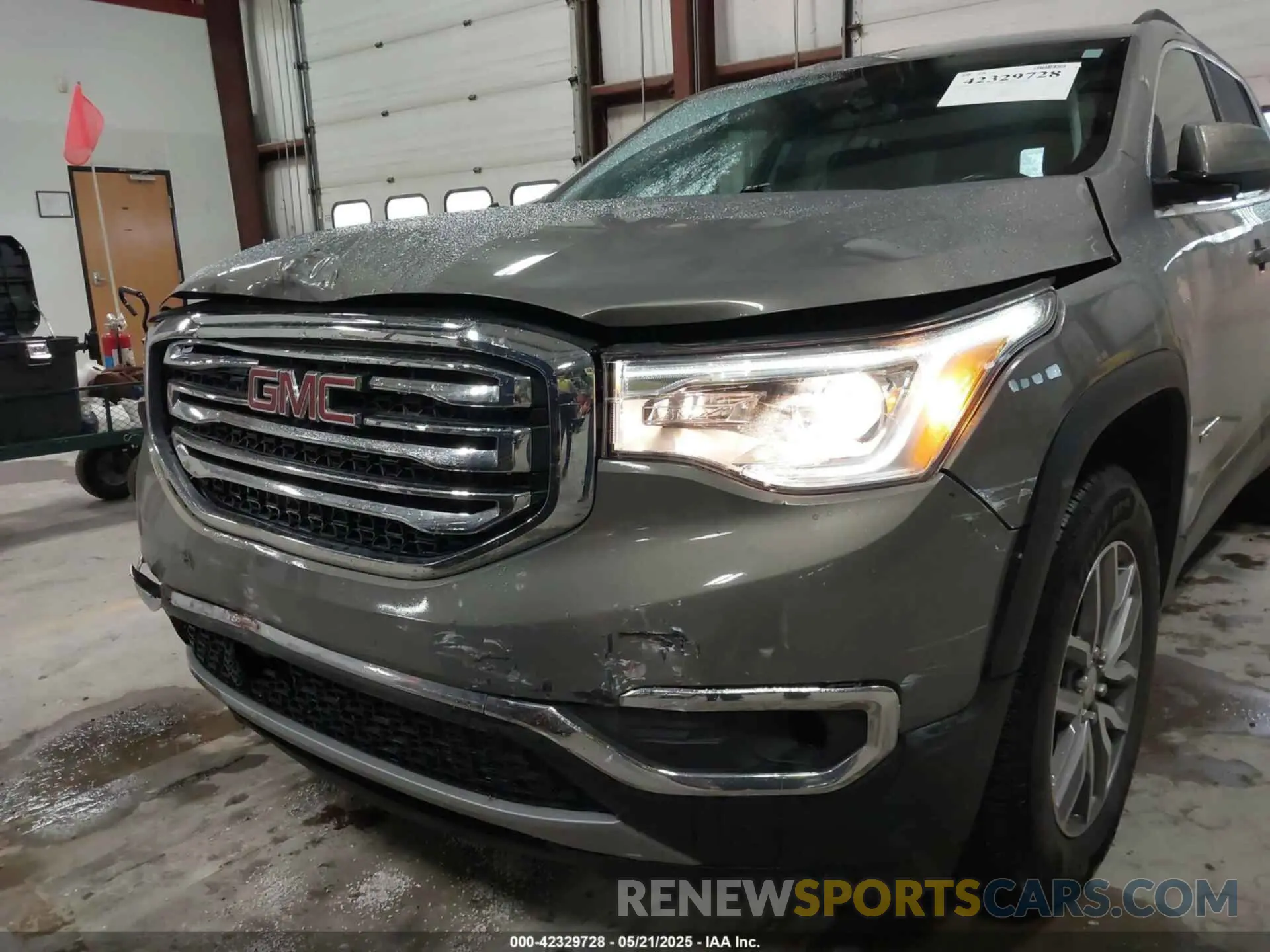 6 Photograph of a damaged car 1GKKNSLA4KZ264772 GMC ACADIA 2019
