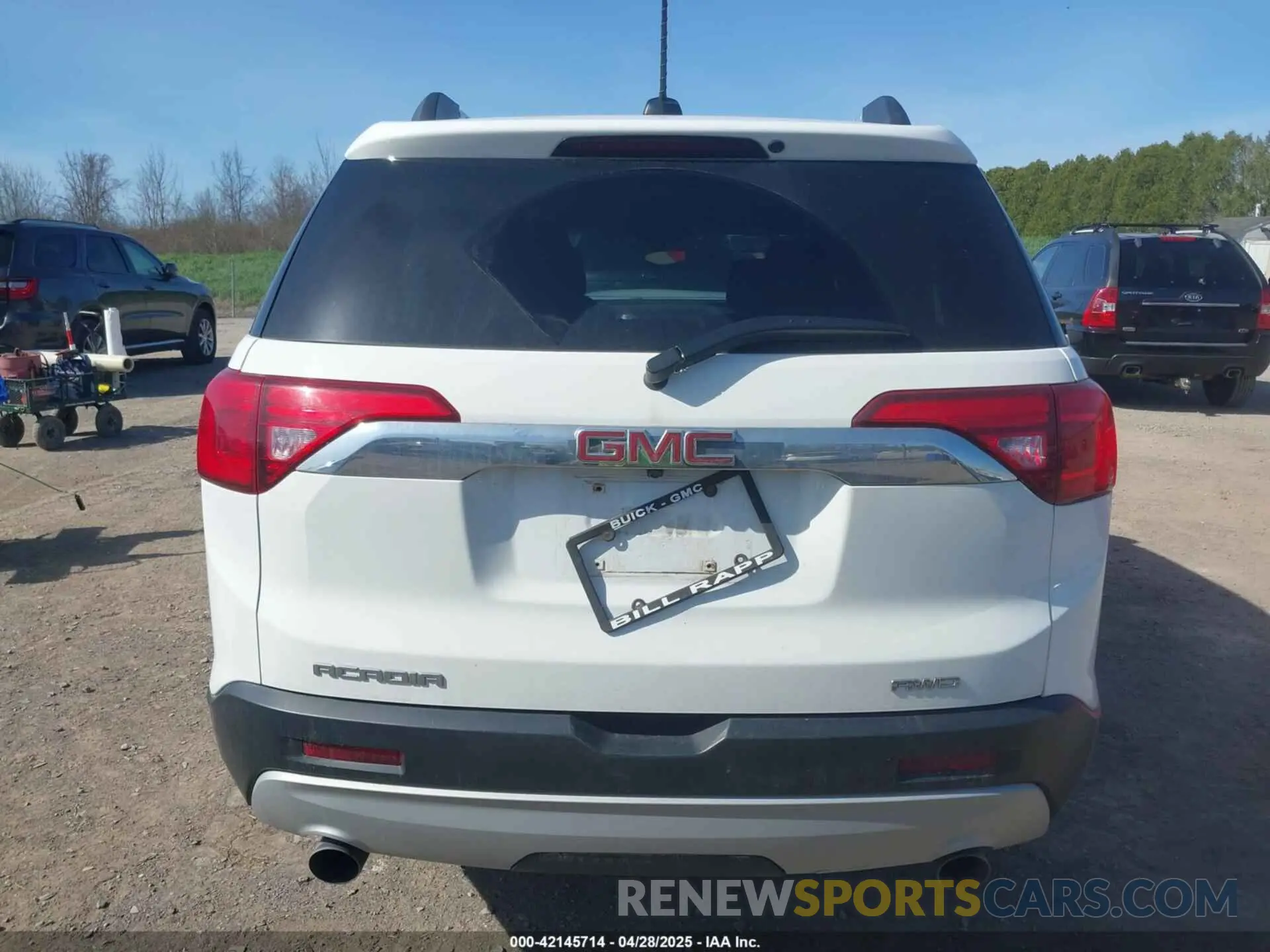 17 Фотография поврежденного автомобиля 1GKKNSLS4KZ237158 GMC ACADIA 2019