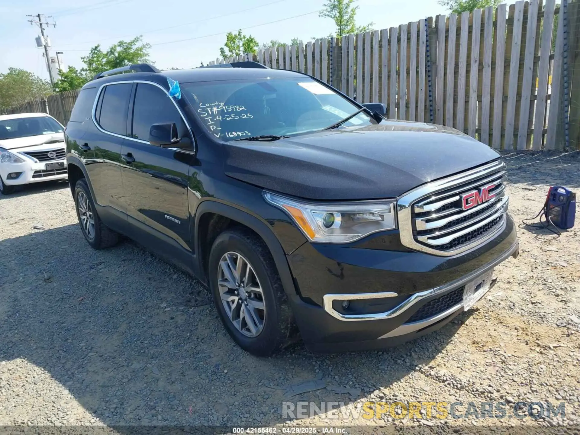 1 Фотография поврежденного автомобиля 1GKKNSLS5KZ168903 GMC ACADIA 2019