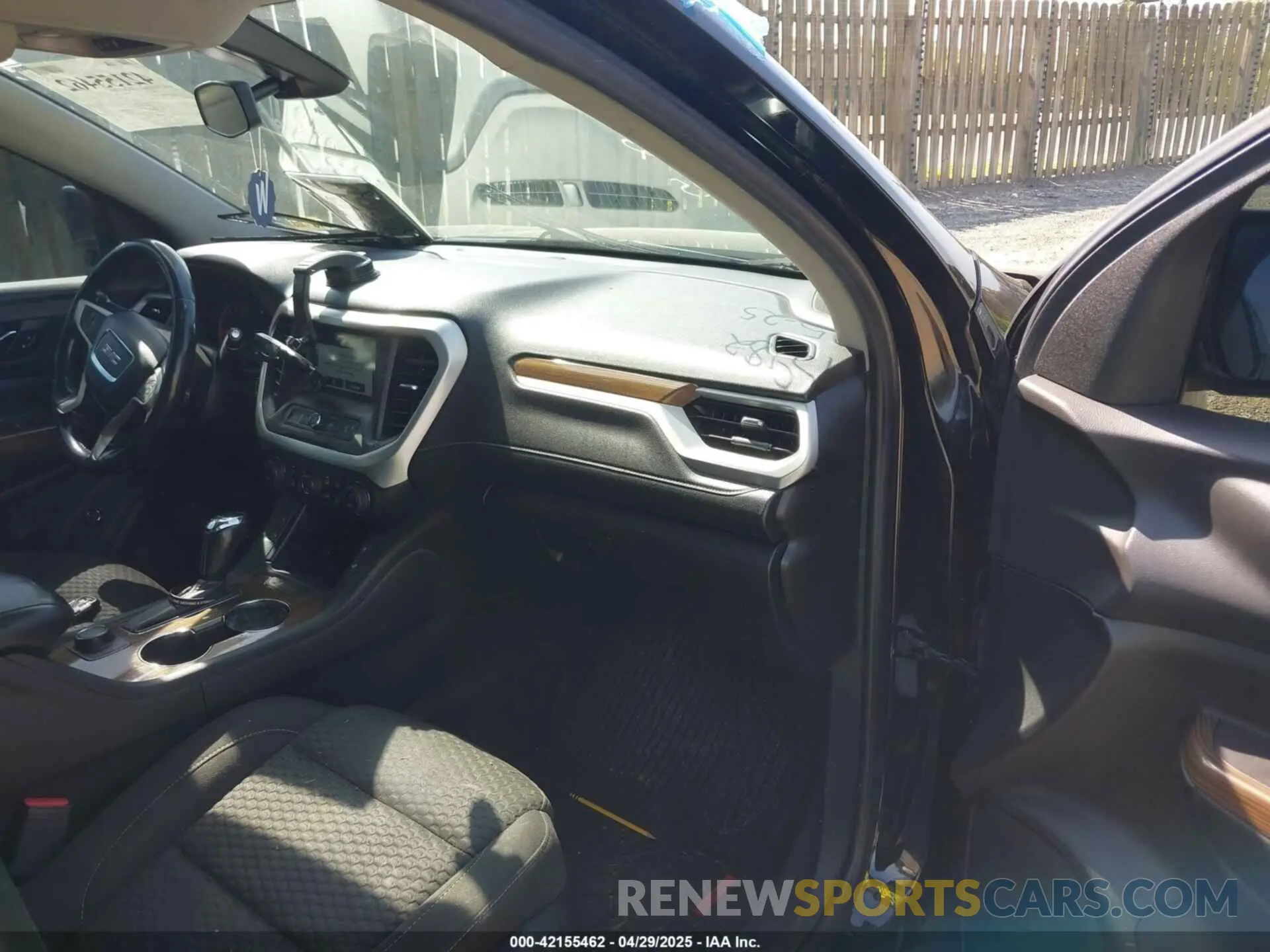 5 Фотография поврежденного автомобиля 1GKKNSLS5KZ168903 GMC ACADIA 2019