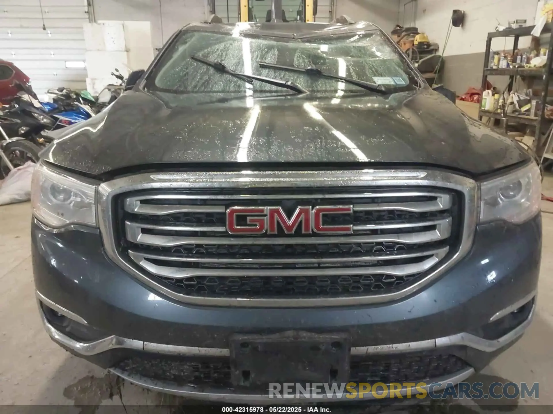 12 Photograph of a damaged car 1GKKNSLS7KZ237980 GMC ACADIA 2019