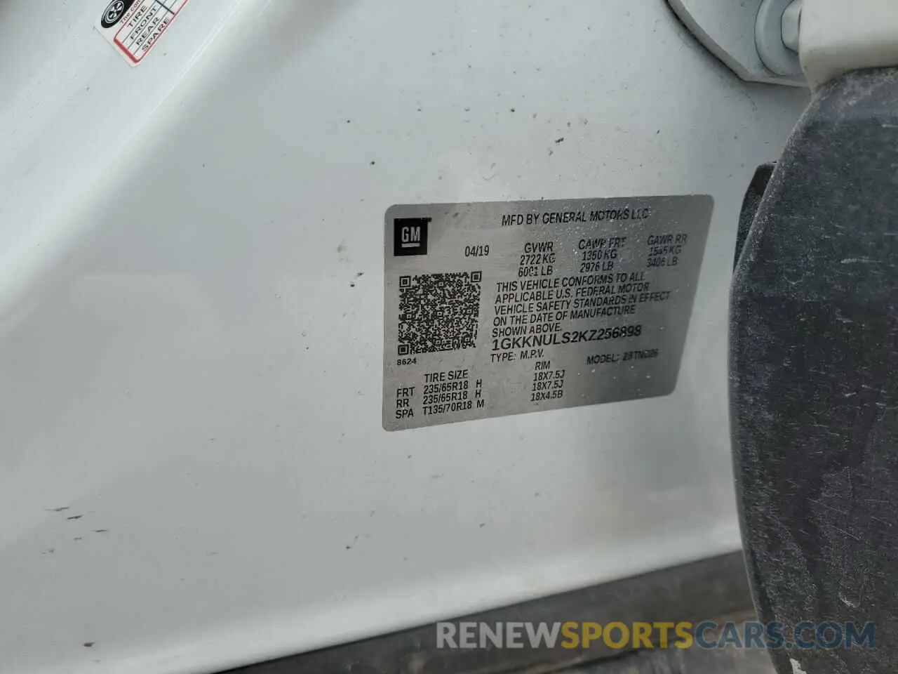 13 Photograph of a damaged car 1GKKNULS2KZ256898 GMC ACADIA 2019