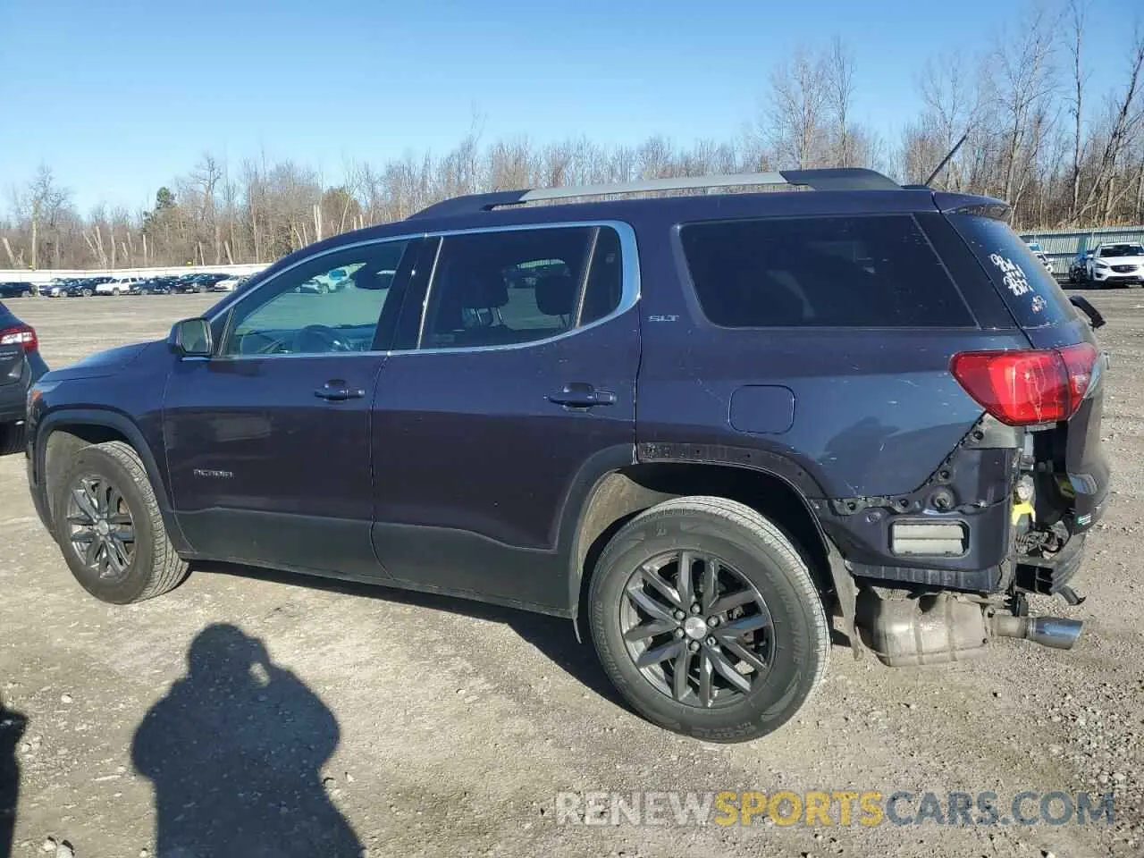 2 Photograph of a damaged car 1GKKNULS3KZ263472 GMC ACADIA 2019