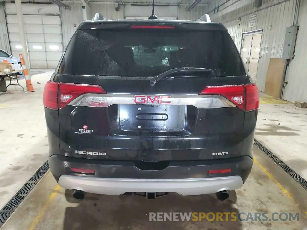6 Photograph of a damaged car 1GKKNULS4KZ298831 GMC ACADIA 2019