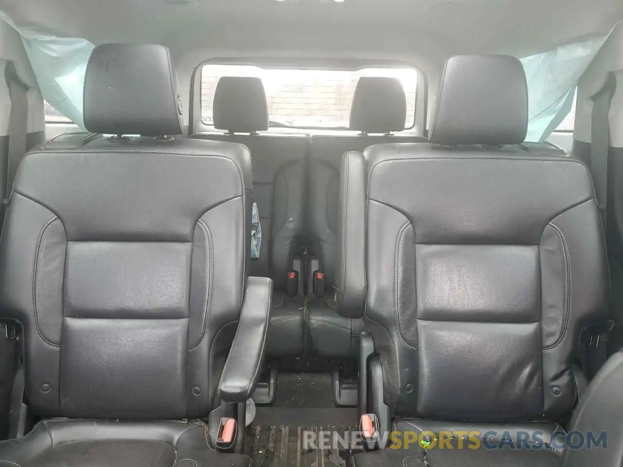 10 Photograph of a damaged car 1GKKNULS7KZ104499 GMC ACADIA 2019