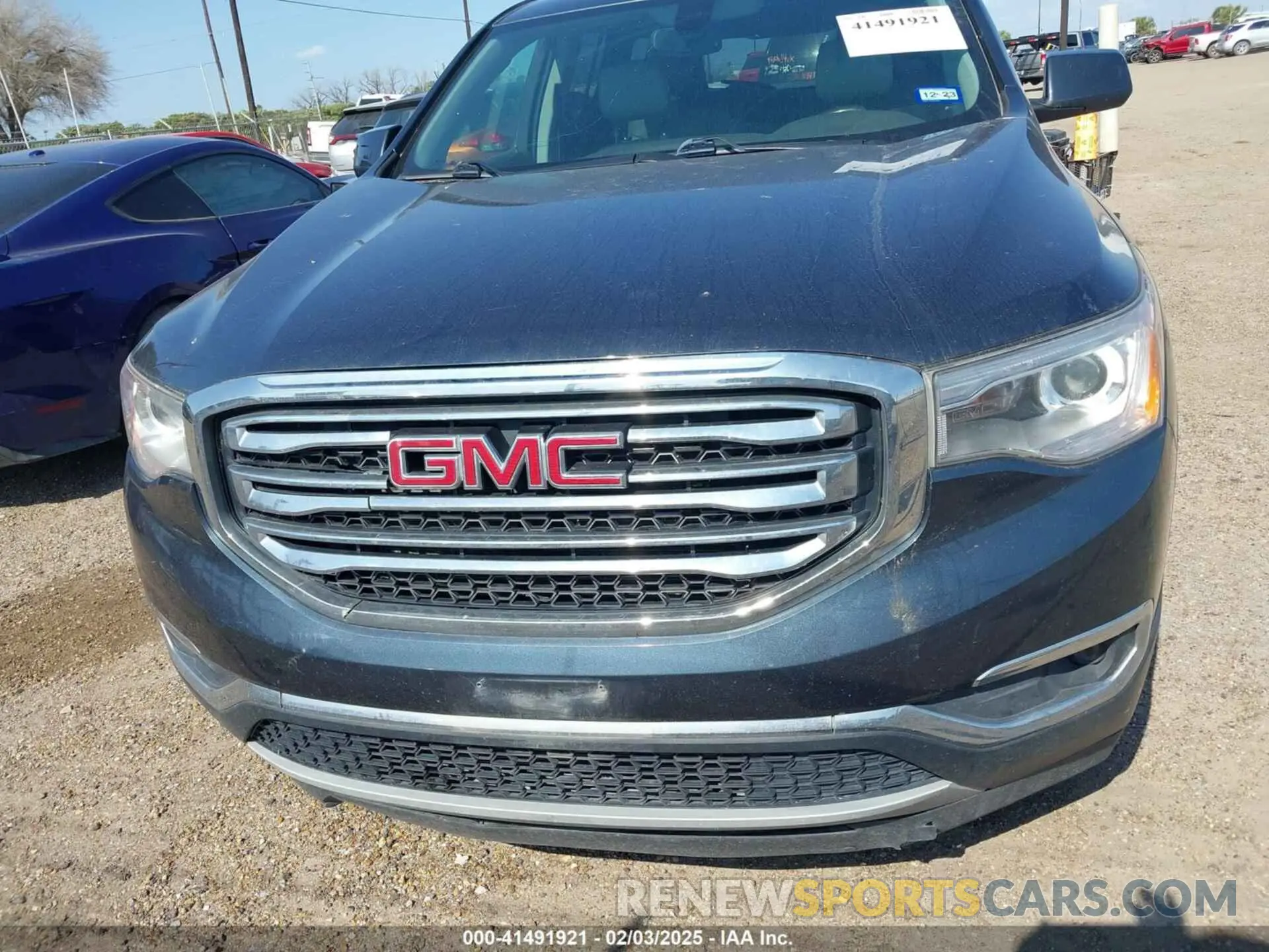 12 Photograph of a damaged car 1GKKNULS7KZ271767 GMC ACADIA 2019