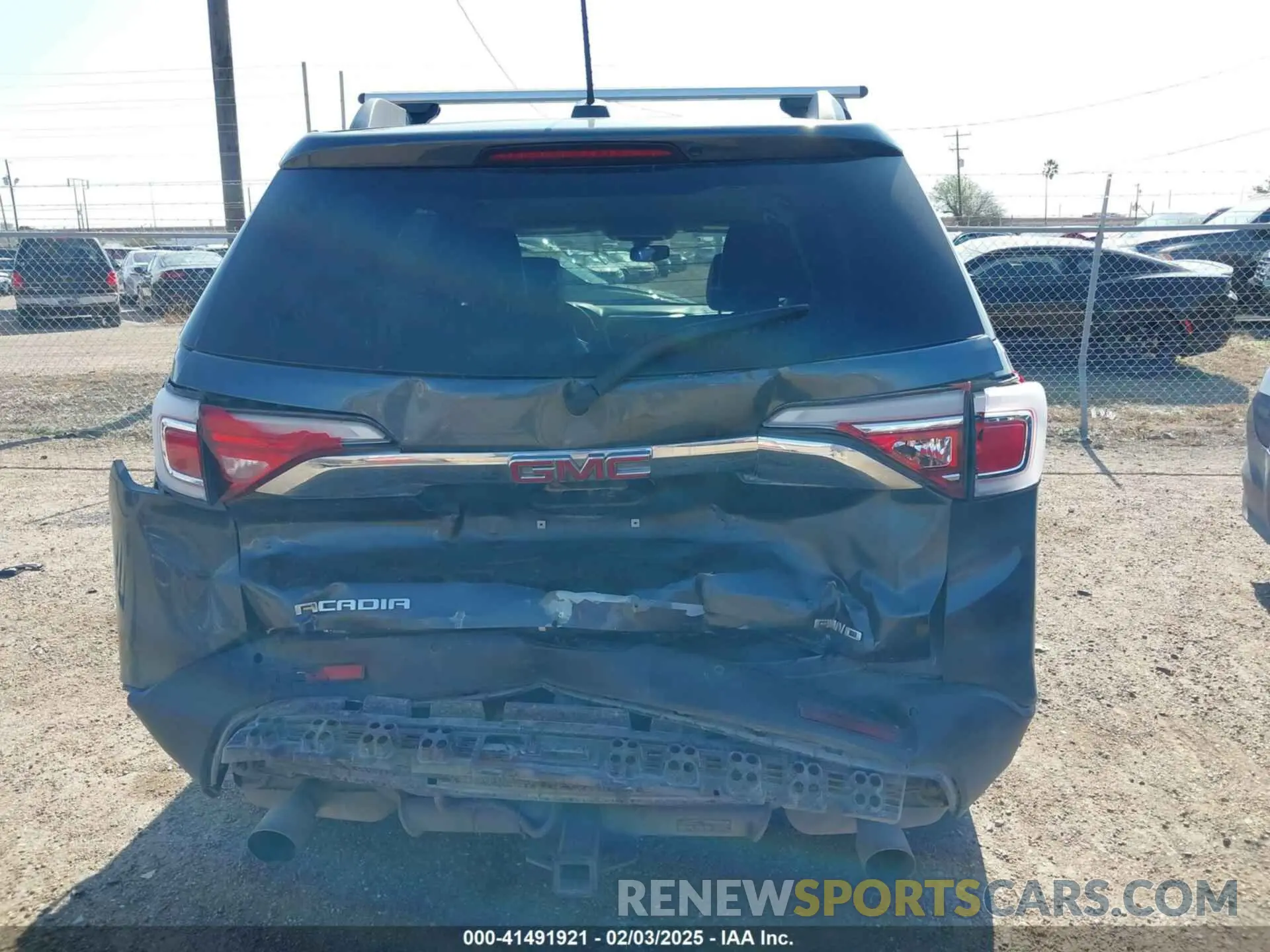 16 Photograph of a damaged car 1GKKNULS7KZ271767 GMC ACADIA 2019