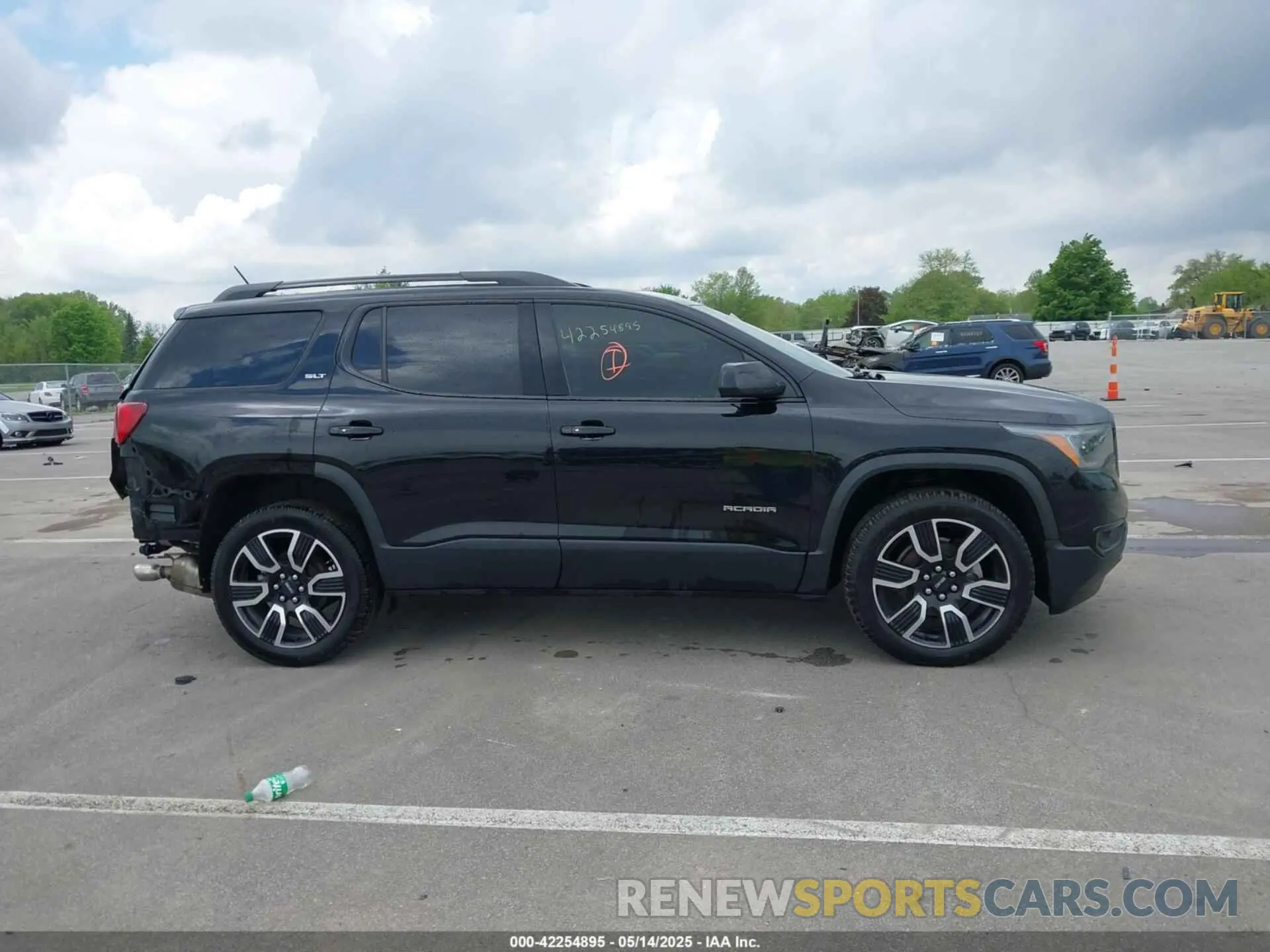 14 Фотография поврежденного автомобиля 1GKKNULSXKZ264229 GMC ACADIA 2019