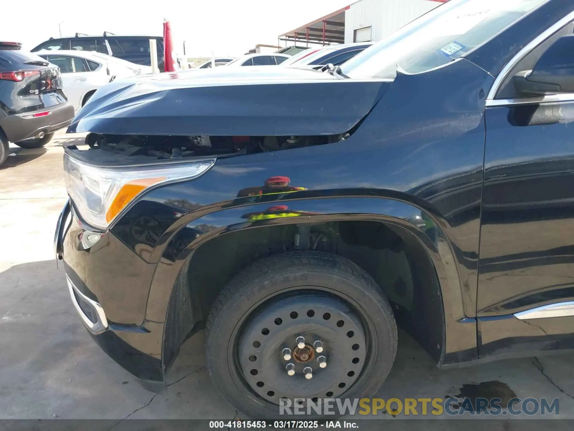 19 Photograph of a damaged car 1GKKNXLS7KZ162548 GMC ACADIA 2019