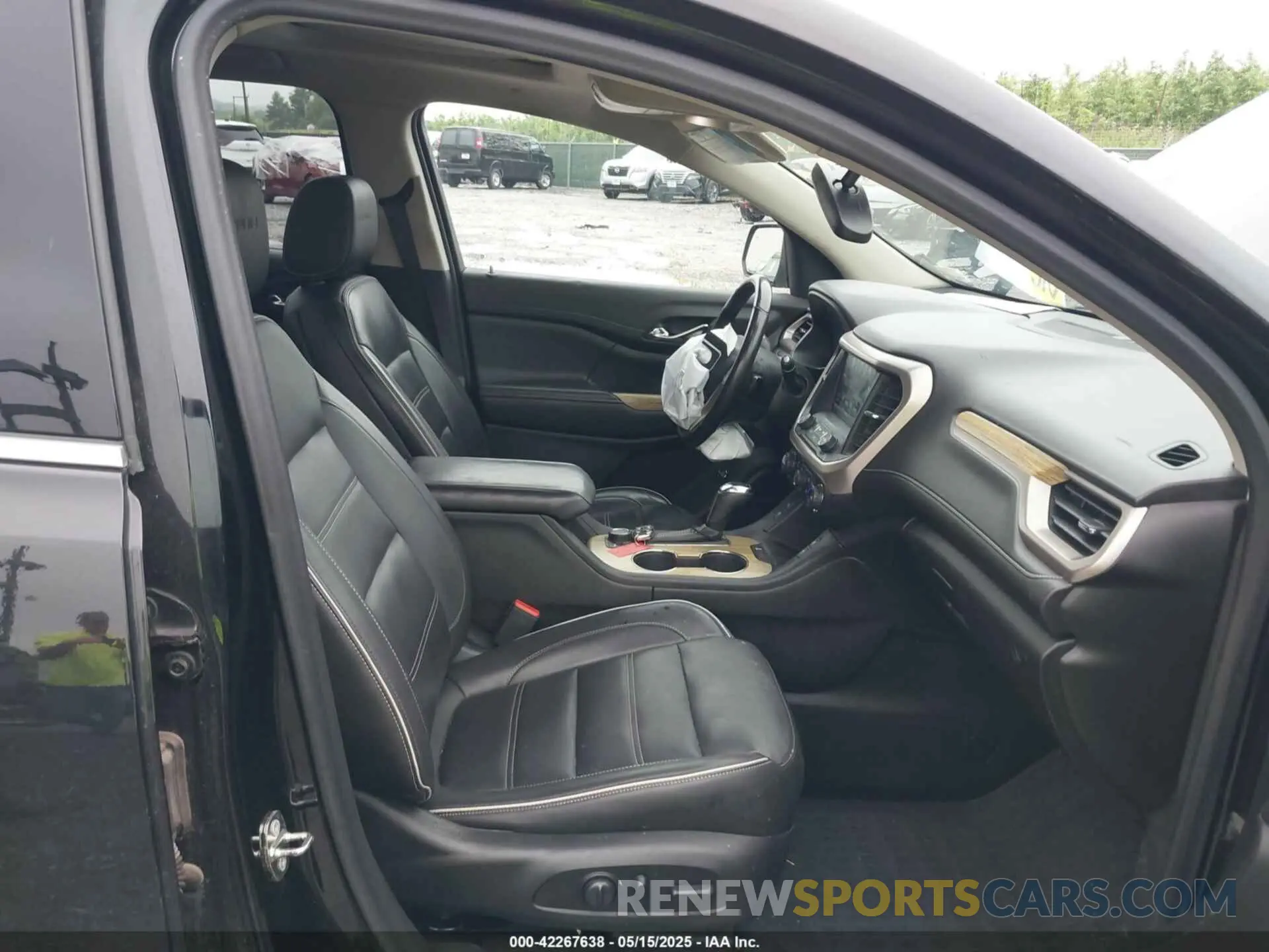 5 Фотография поврежденного автомобиля 1GKKNXLSXKZ100397 GMC ACADIA 2019