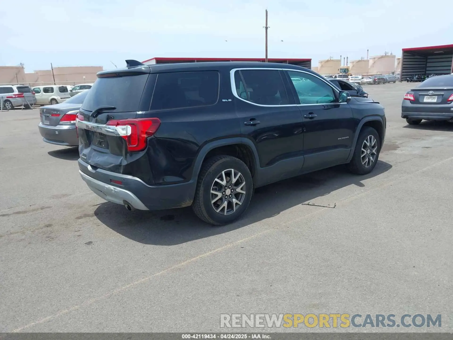 4 Фотография поврежденного автомобиля 1GKKNKLA2LZ138525 GMC ACADIA 2020