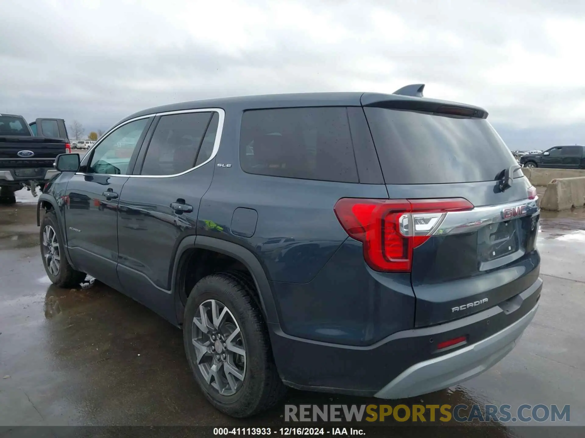 3 Фотография поврежденного автомобиля 1GKKNKLA2LZ172190 GMC ACADIA 2020
