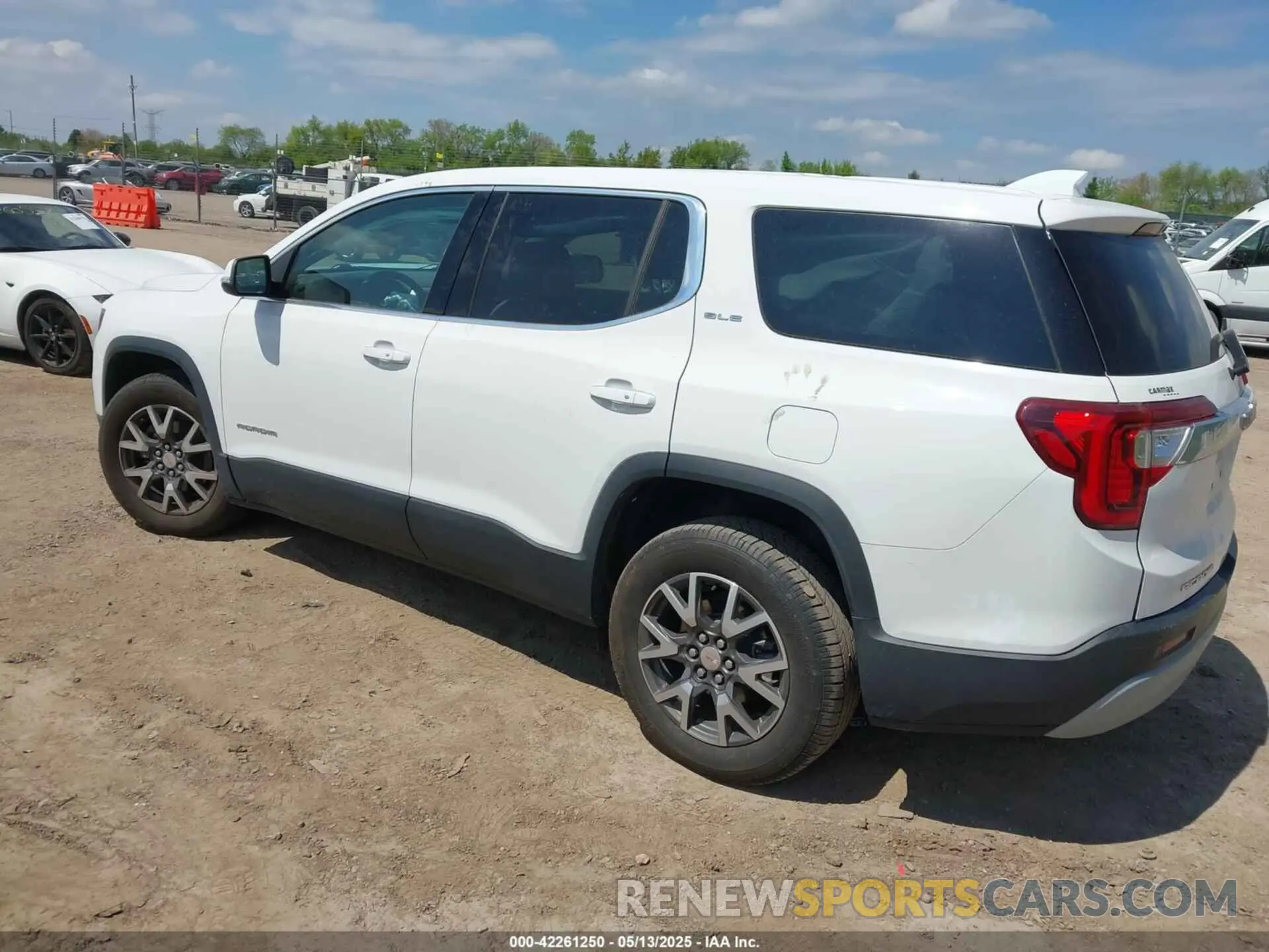 3 Фотография поврежденного автомобиля 1GKKNKLA4LZ164964 GMC ACADIA 2020