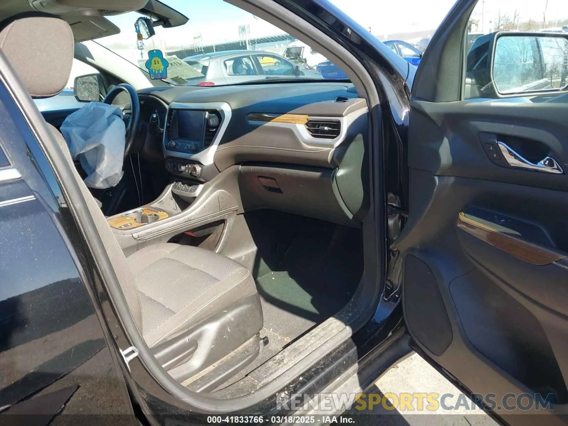 5 Фотография поврежденного автомобиля 1GKKNKLA4LZ181585 GMC ACADIA 2020