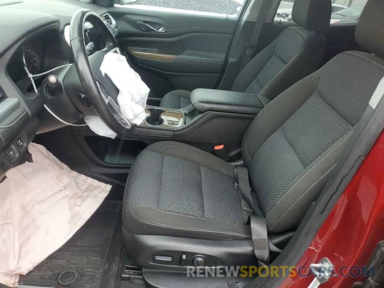 7 Photograph of a damaged car 1GKKNKLS1LZ142817 GMC ACADIA 2020