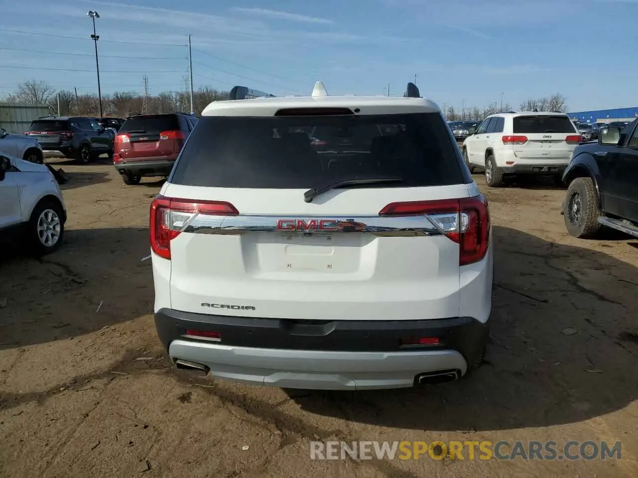 6 Photograph of a damaged car 1GKKNKLS2LZ176202 GMC ACADIA 2020