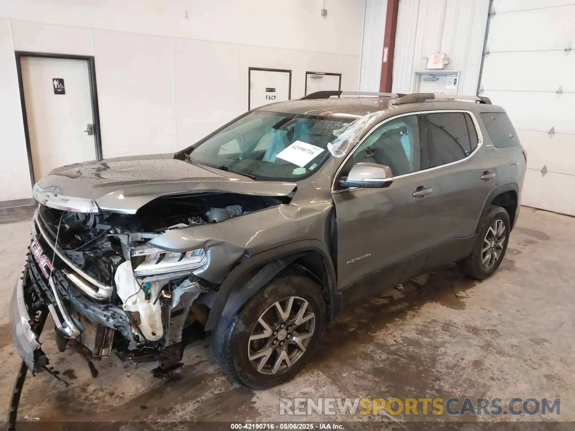 2 Фотография поврежденного автомобиля 1GKKNKLS2LZ186745 GMC ACADIA 2020