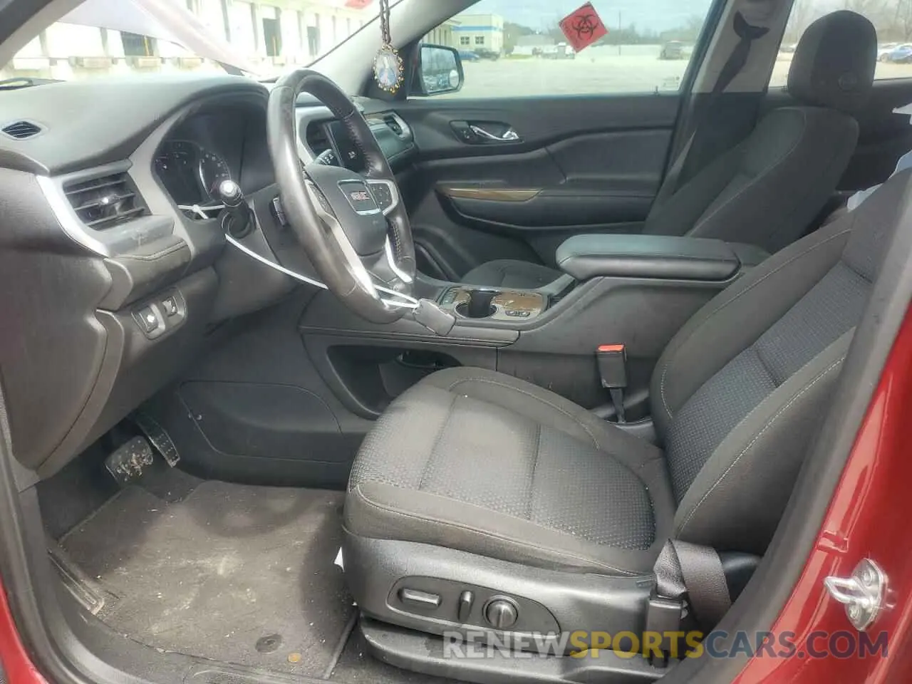 7 Photograph of a damaged car 1GKKNKLS3LZ200863 GMC ACADIA 2020