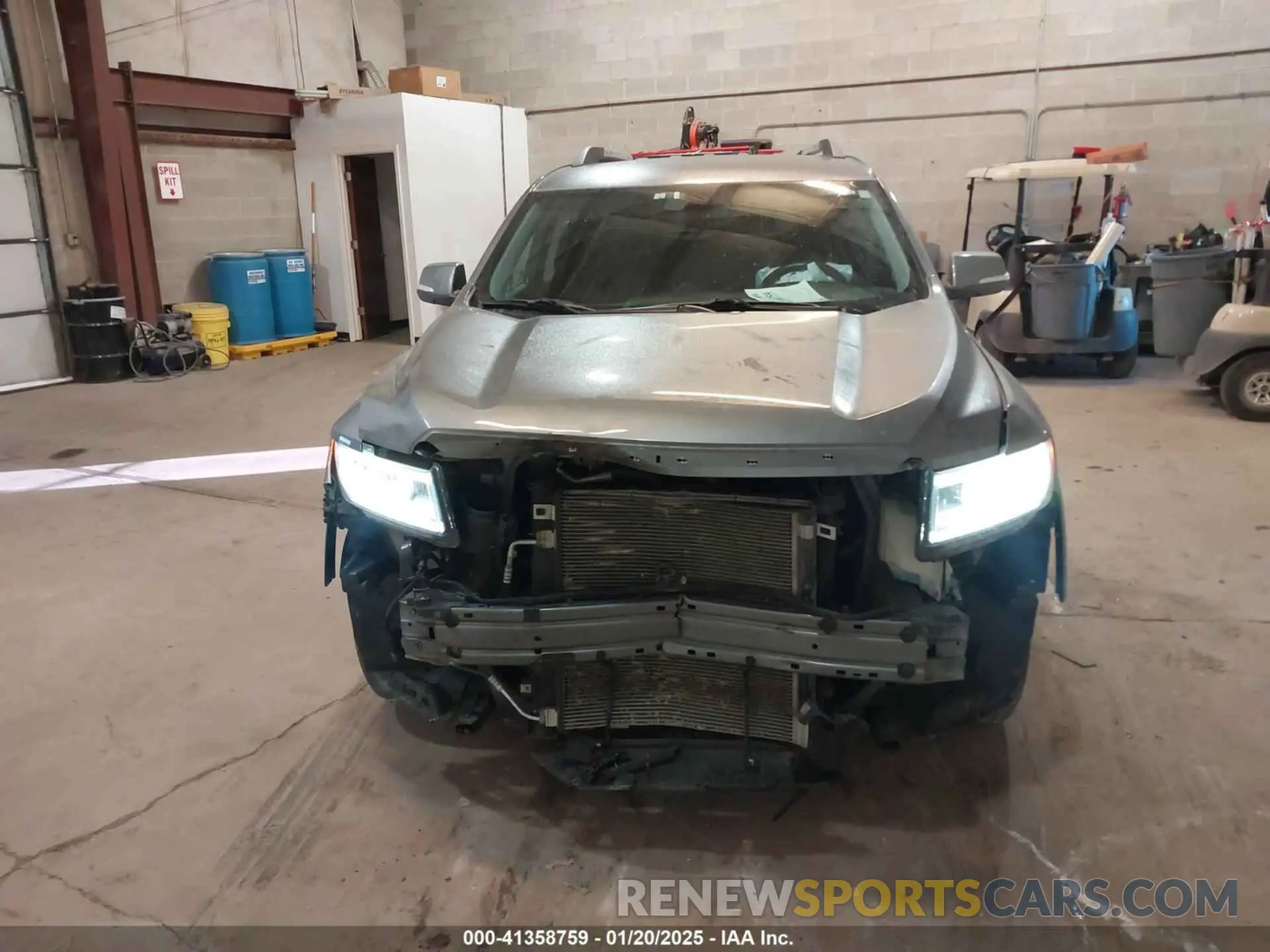 13 Photograph of a damaged car 1GKKNKLSXLZ201556 GMC ACADIA 2020