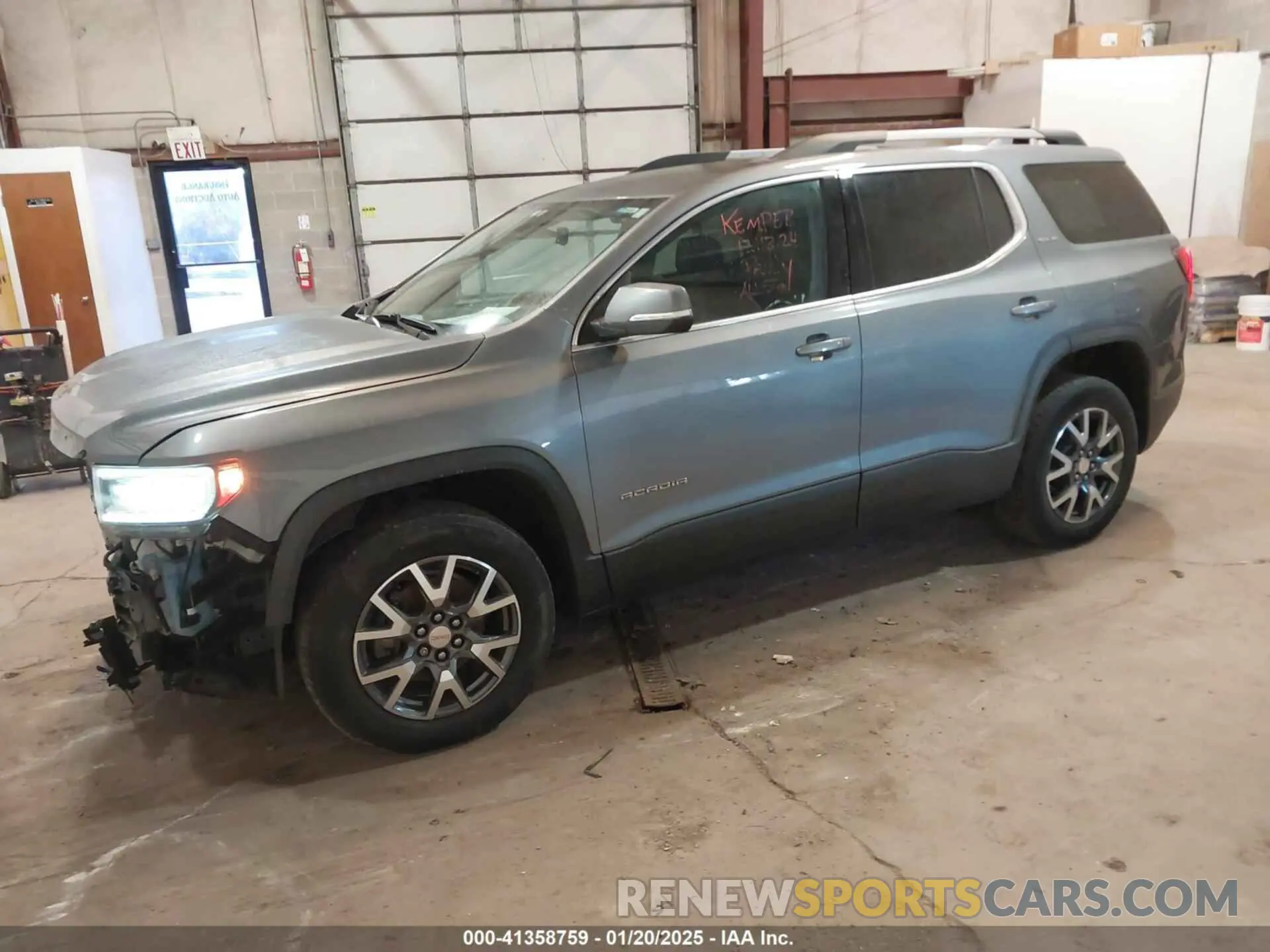 2 Photograph of a damaged car 1GKKNKLSXLZ201556 GMC ACADIA 2020