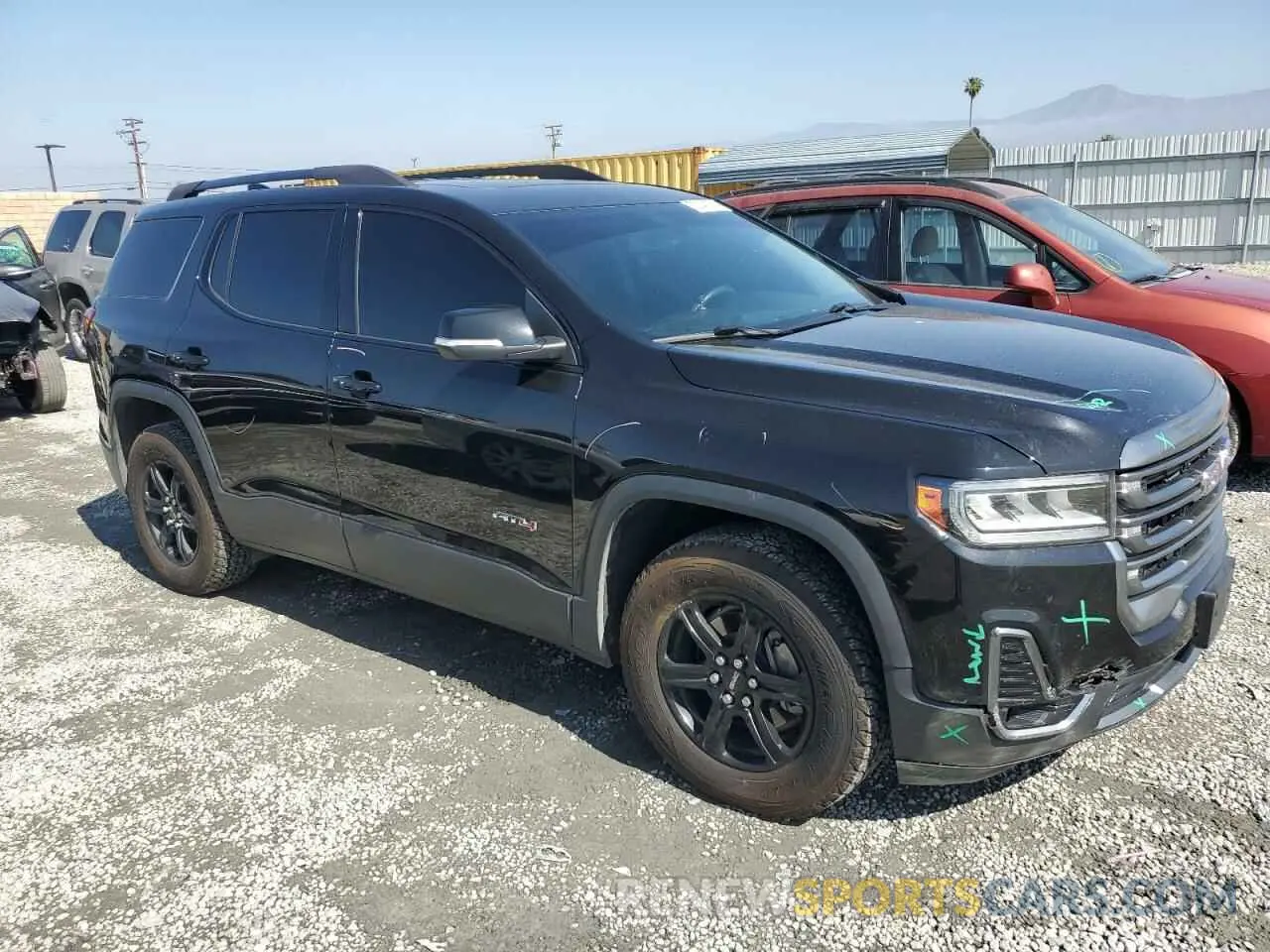 4 Photograph of a damaged car 1GKKNLLS3LZ115642 GMC ACADIA 2020