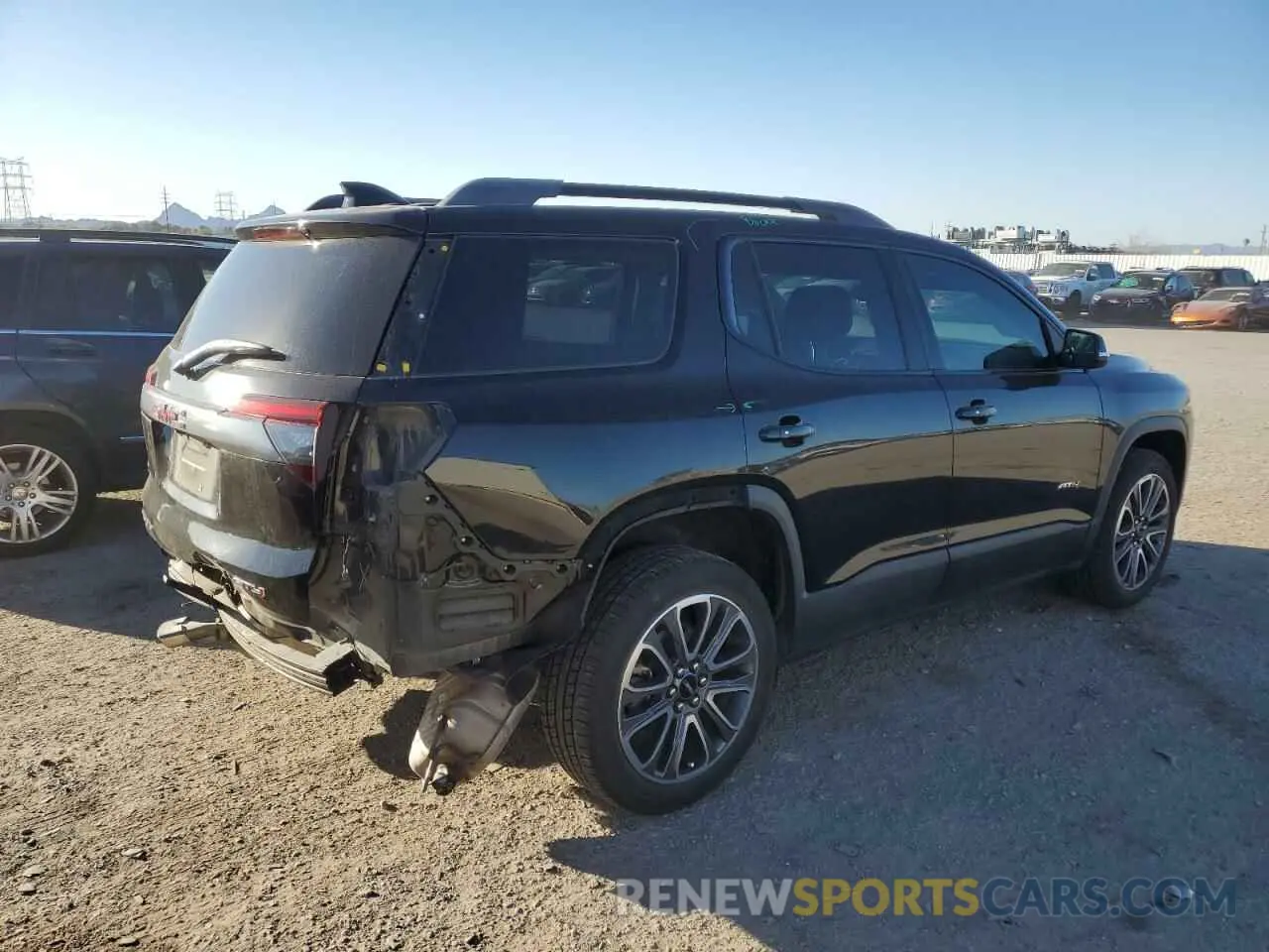 3 Фотография поврежденного автомобиля 1GKKNLLS4LZ121823 GMC ACADIA 2020