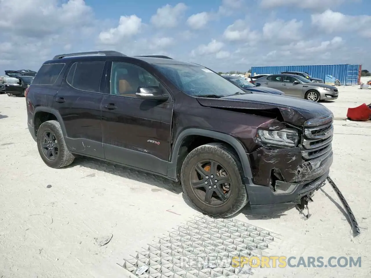 4 Photograph of a damaged car 1GKKNLLS9LZ195433 GMC ACADIA 2020